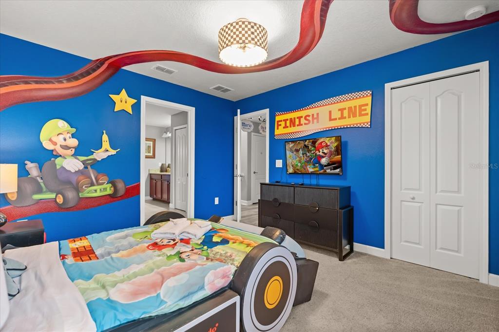 Davenport, Florida, 33896, United States, 8 Bedrooms Bedrooms, ,5 BathroomsBathrooms,Residential,For Sale,1896133