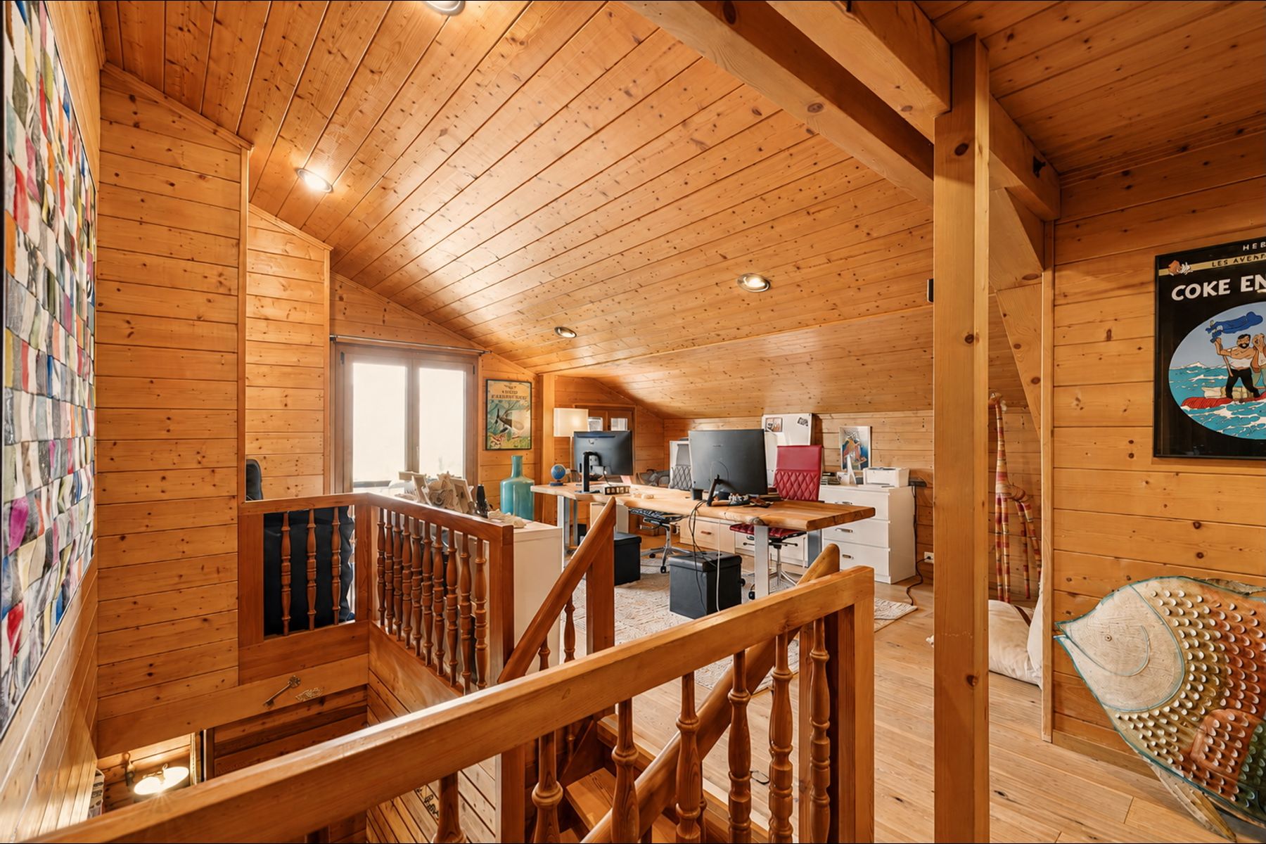  Beautifully renovated chalet with exceptional views - 物件實景