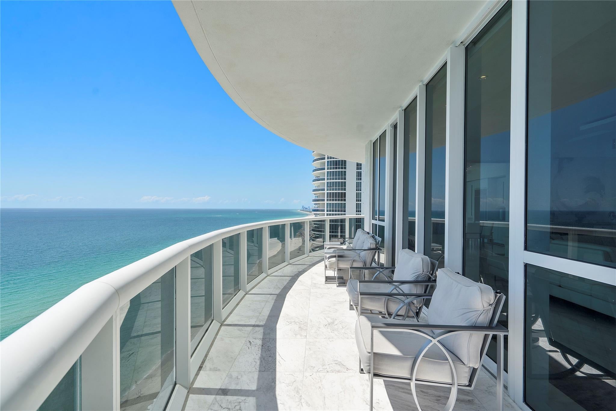 Sunny Isles Beach, Florida, 33160, United States, 3 Bedrooms Bedrooms, ,4 BathroomsBathrooms,Residential,For Sale,1824063