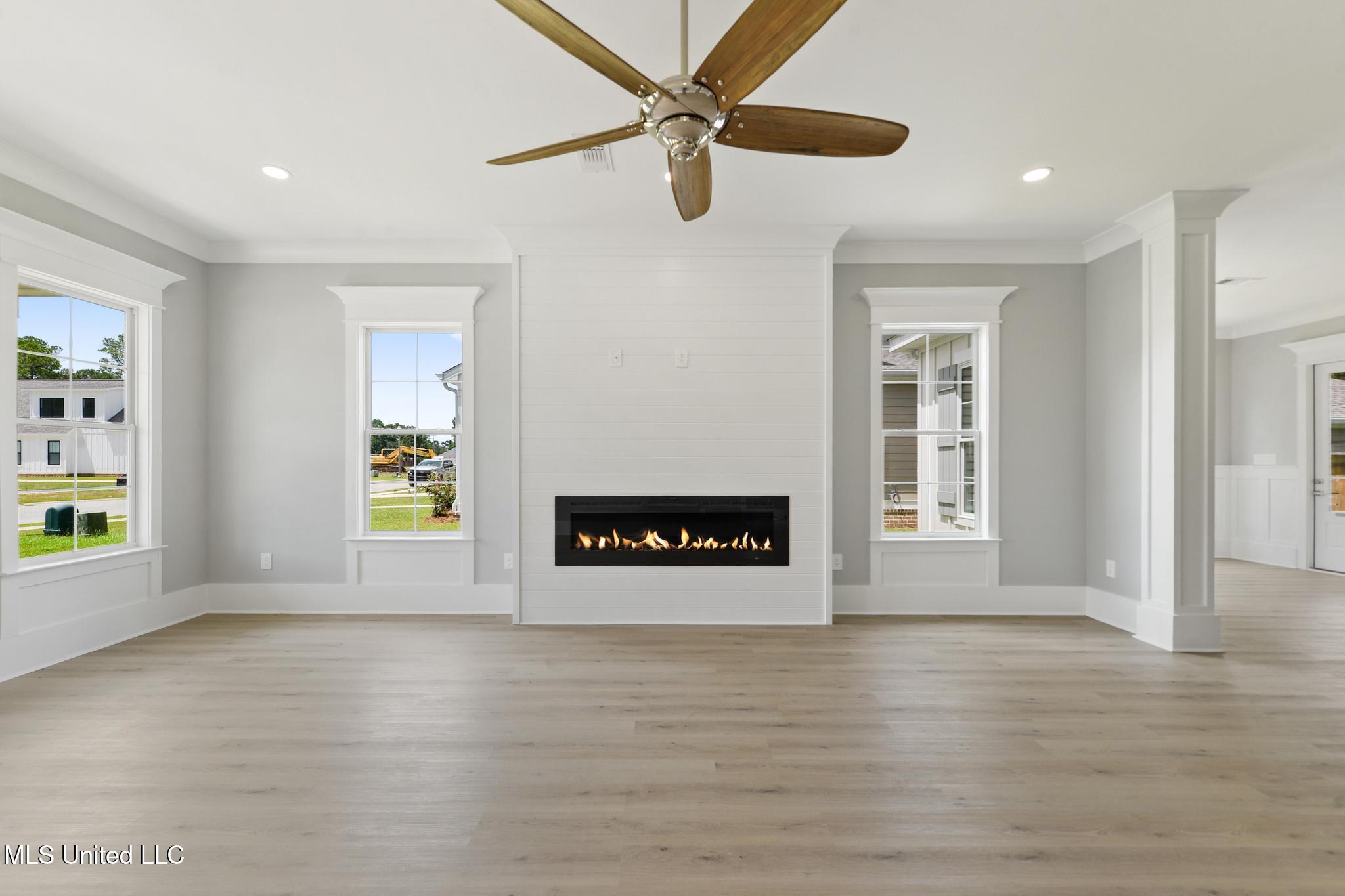 Gulfport, Mississippi, 39503, United States, 3 Bedrooms Bedrooms, ,2 BathroomsBathrooms,Residential,For Sale,1784044