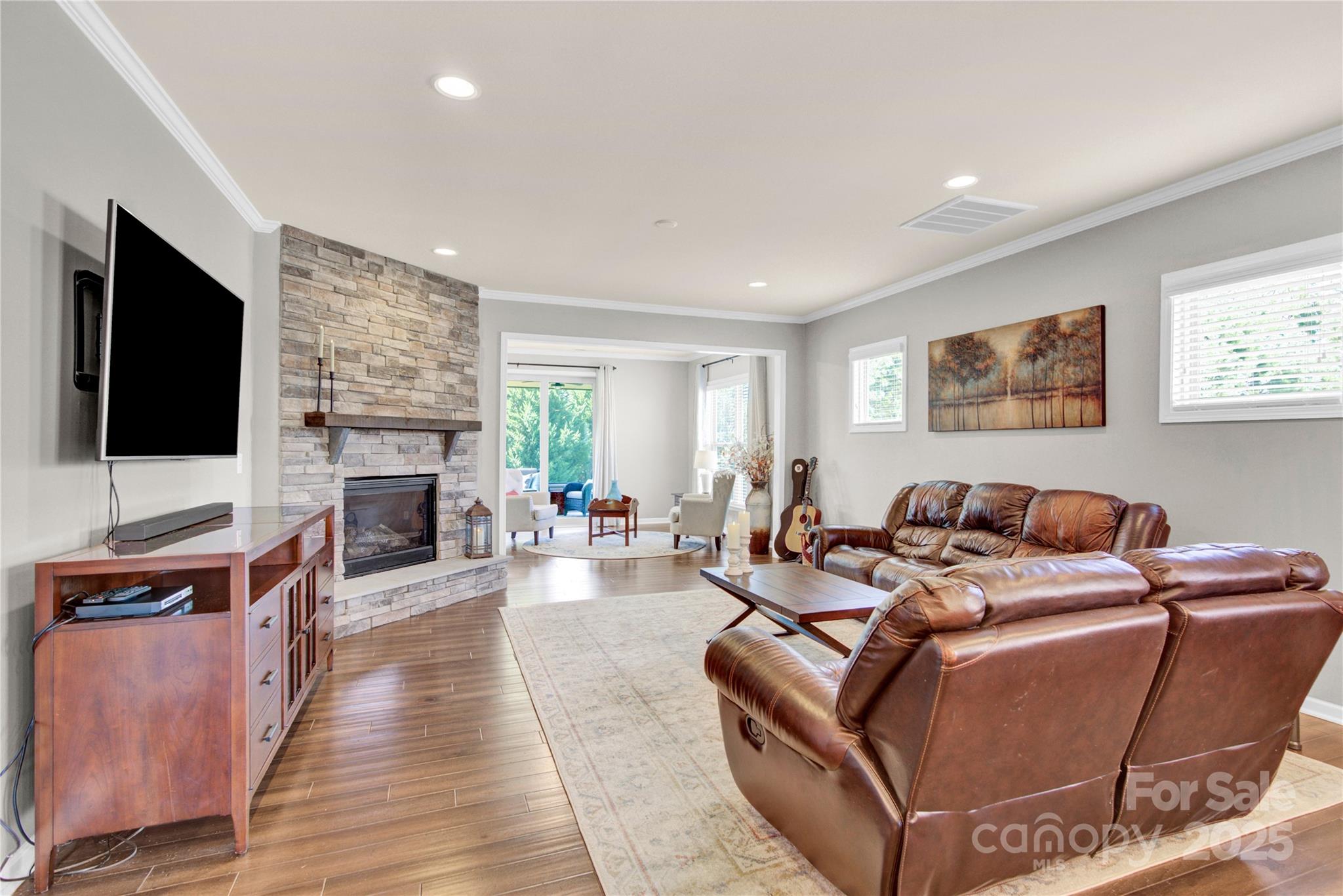 Fort Mill, South Carolina, 29715, United States, 4 Bedrooms Bedrooms, ,3 BathroomsBathrooms,Residential,For Sale,1903712