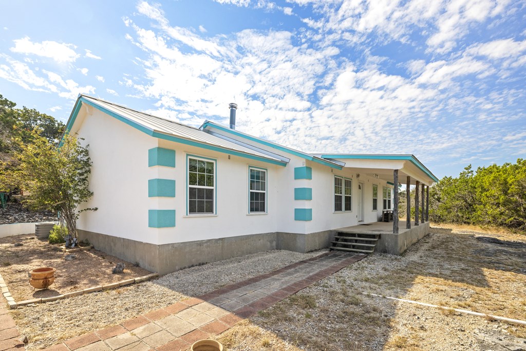 Ingram, Texas, 78025, United States, 4 Bedrooms Bedrooms, ,2 BathroomsBathrooms,Residential,For Sale,1975657