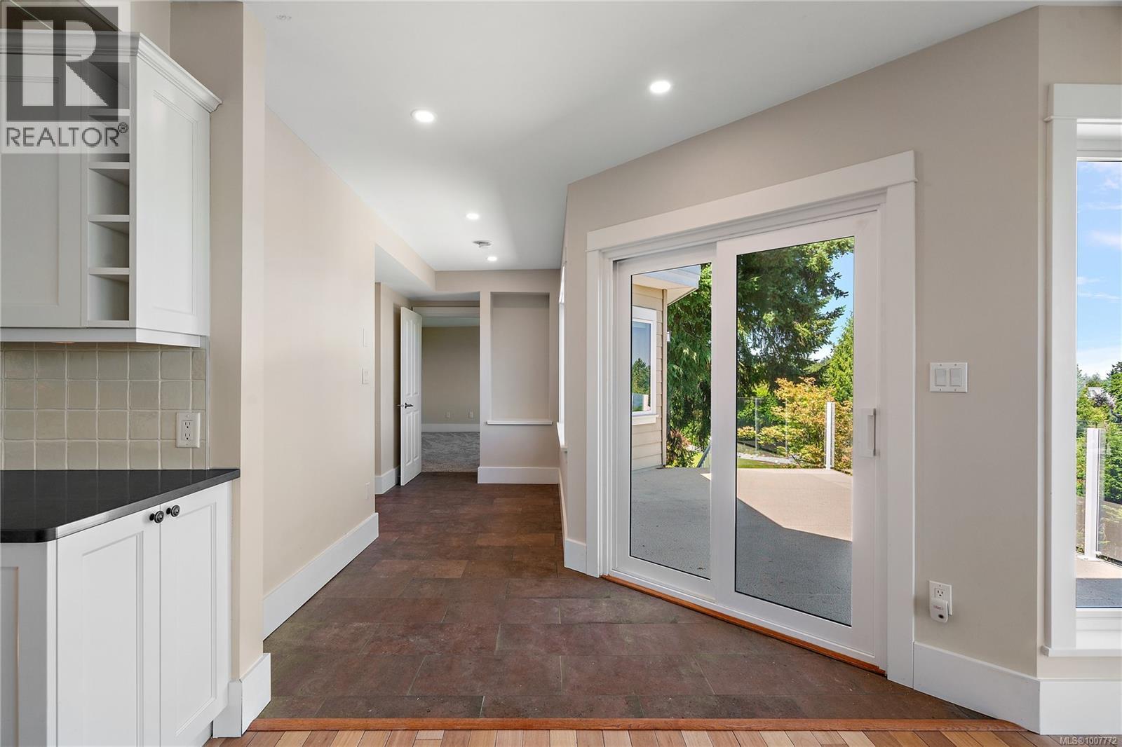 SAANICH, British Columbia, V8Y 2G1, CA, 4 Bedrooms Bedrooms, ,3 BathroomsBathrooms,Residential,For Sale,1906364