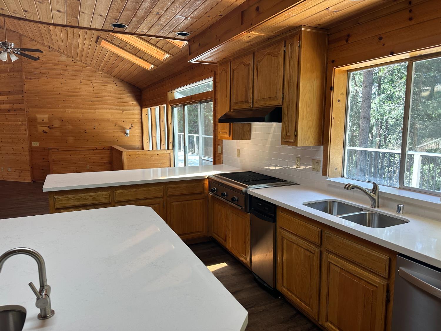 Pollock Pines, California, 95726, United States, 3 Bedrooms Bedrooms, ,3 BathroomsBathrooms,Residential,For Sale,1976360