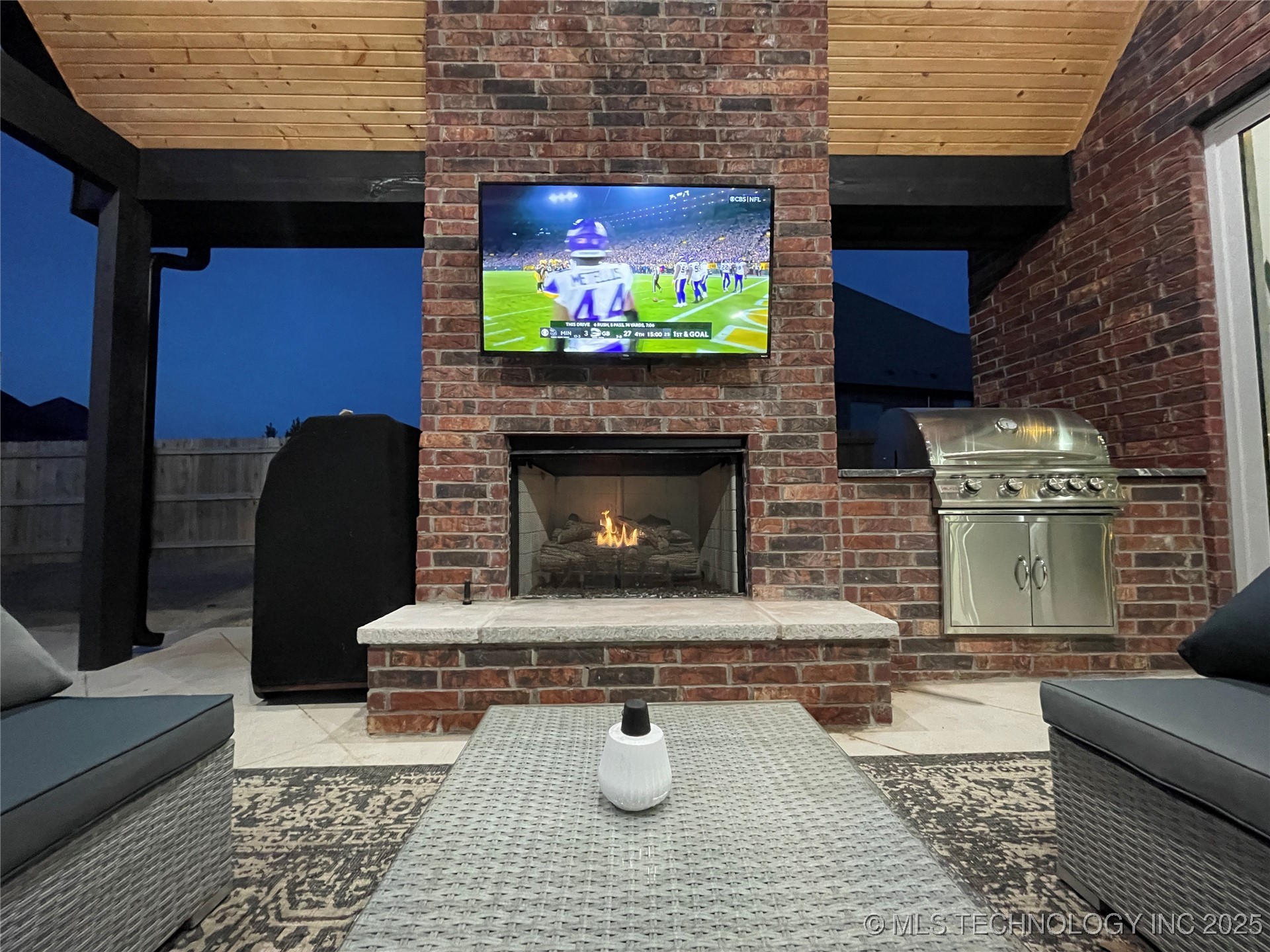 Broken Arrow, Oklahoma, 74014, United States, 3 Bedrooms Bedrooms, ,4 BathroomsBathrooms,Residential,For Sale,1997377