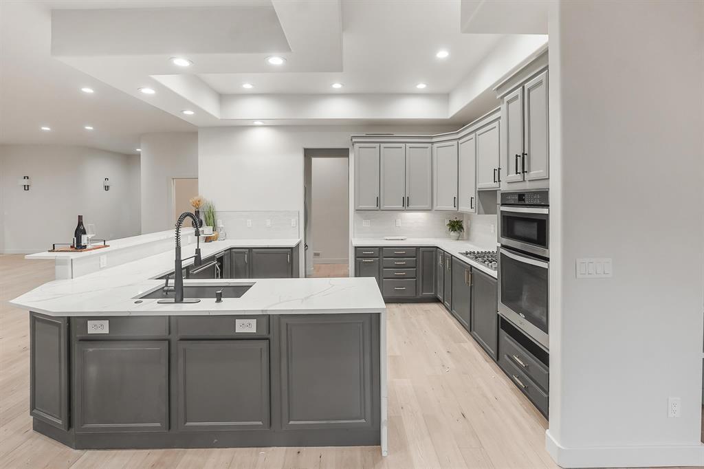 Durango, Colorado, 81301, United States, 3 Bedrooms Bedrooms, ,2 BathroomsBathrooms,Residential,For Sale,1989525