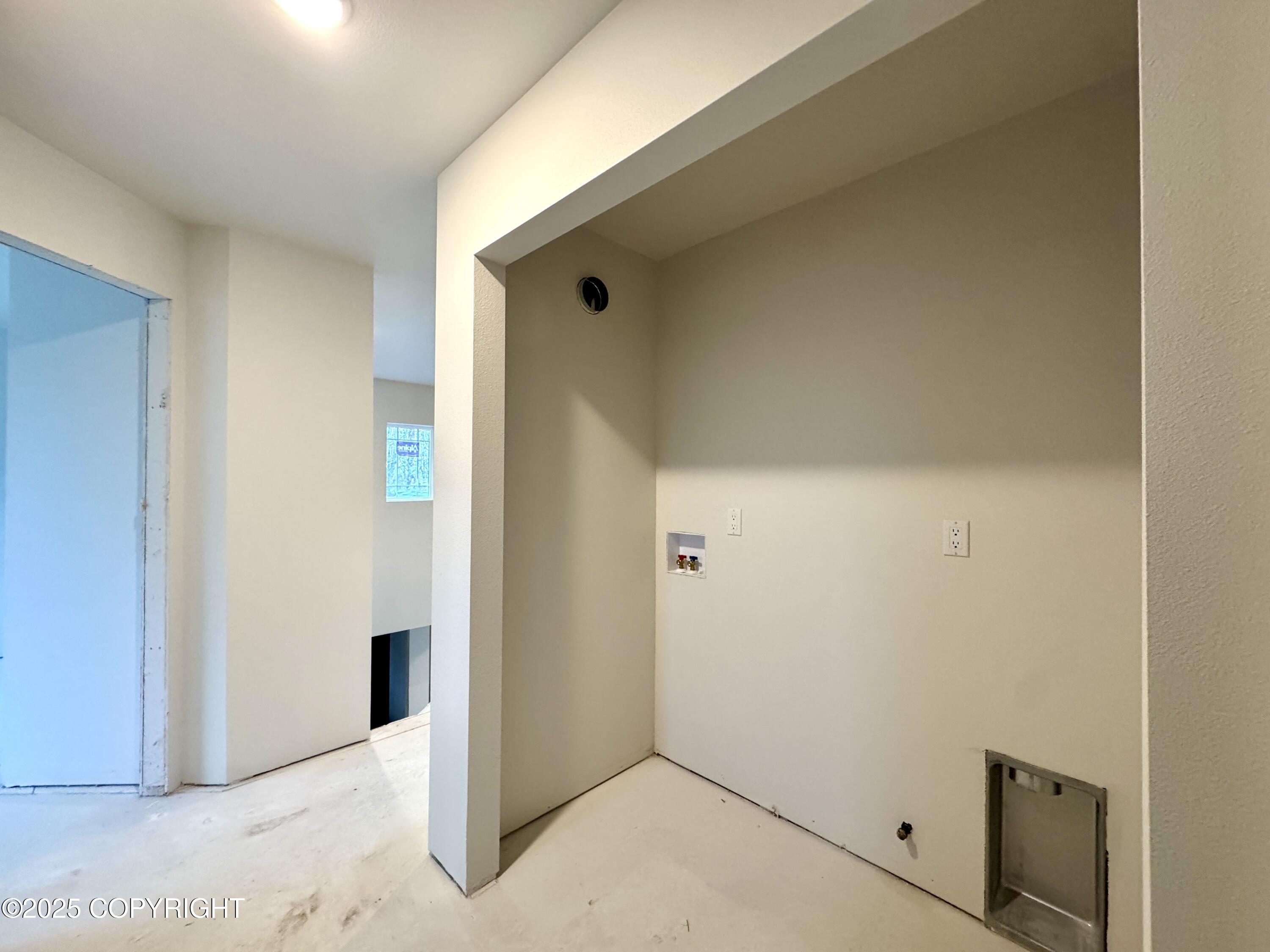 Soldotna, Alaska, 99669, United States, 4 Bedrooms Bedrooms, ,2 BathroomsBathrooms,Residential,For Sale,1982121