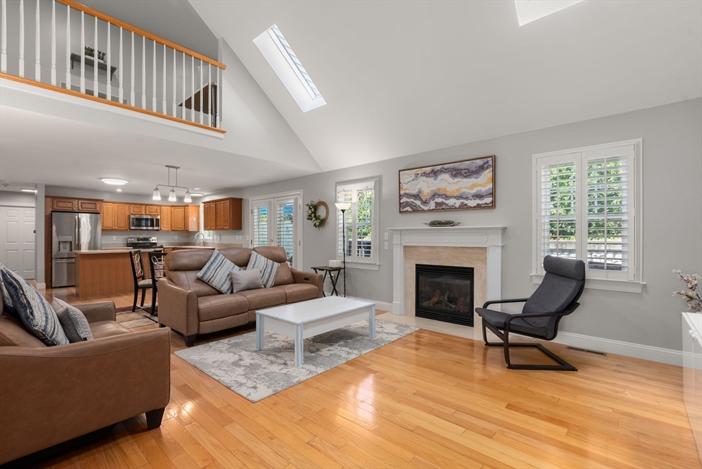 Ludlow, Massachusetts, 01056, United States, 3 Bedrooms Bedrooms, ,3 BathroomsBathrooms,Residential,For Sale,1942127