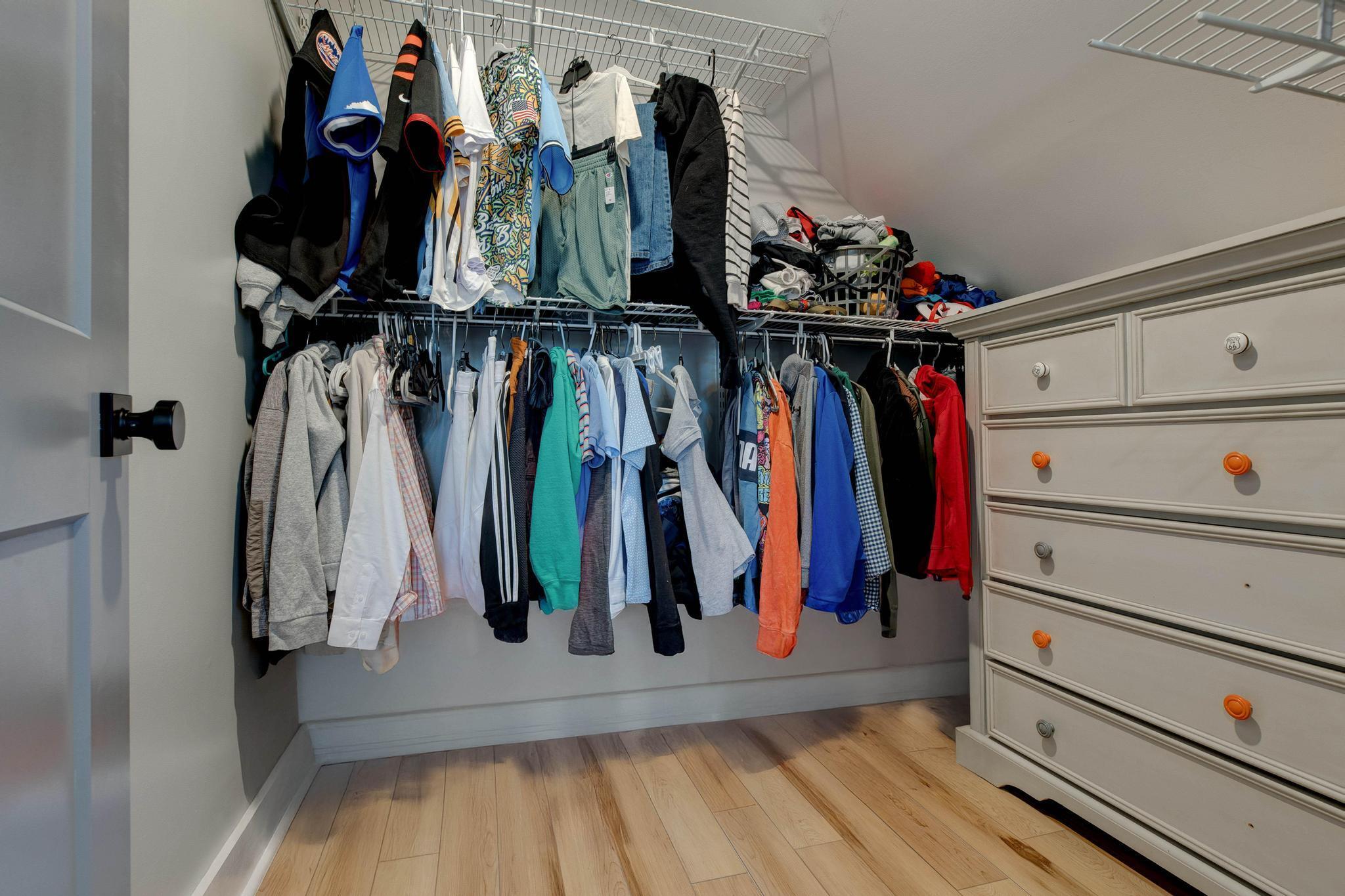 Richmond, Kentucky, 40475, United States, 4 Bedrooms Bedrooms, ,6 BathroomsBathrooms,Residential,For Sale,1971513