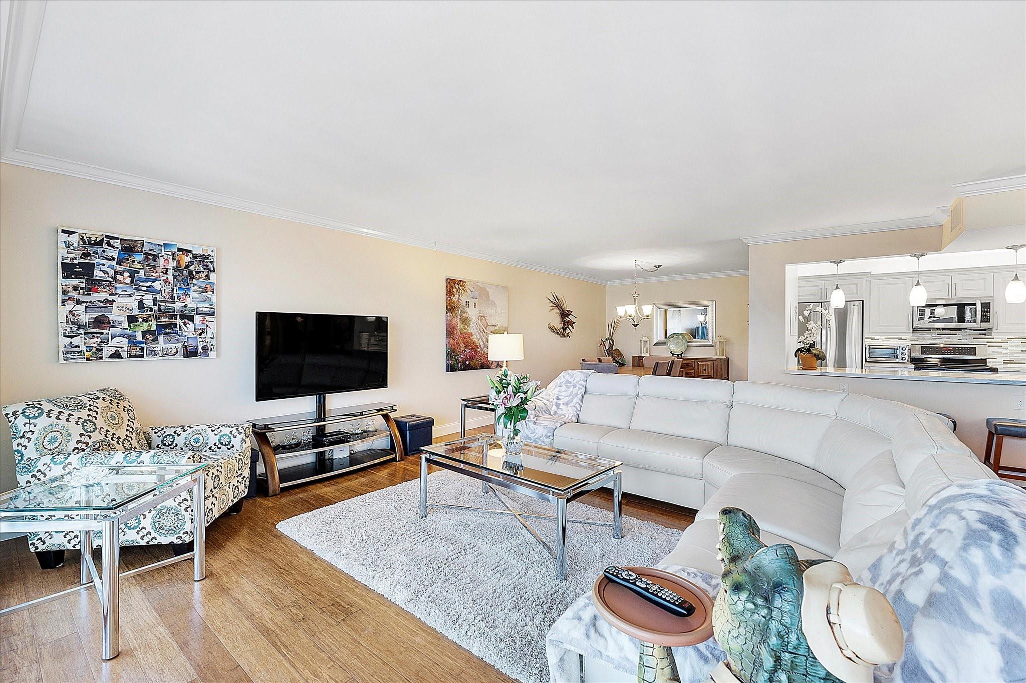 Pompano Beach, Florida, 33062, United States, 2 Bedrooms Bedrooms, ,2 BathroomsBathrooms,Residential,For Sale,1974558