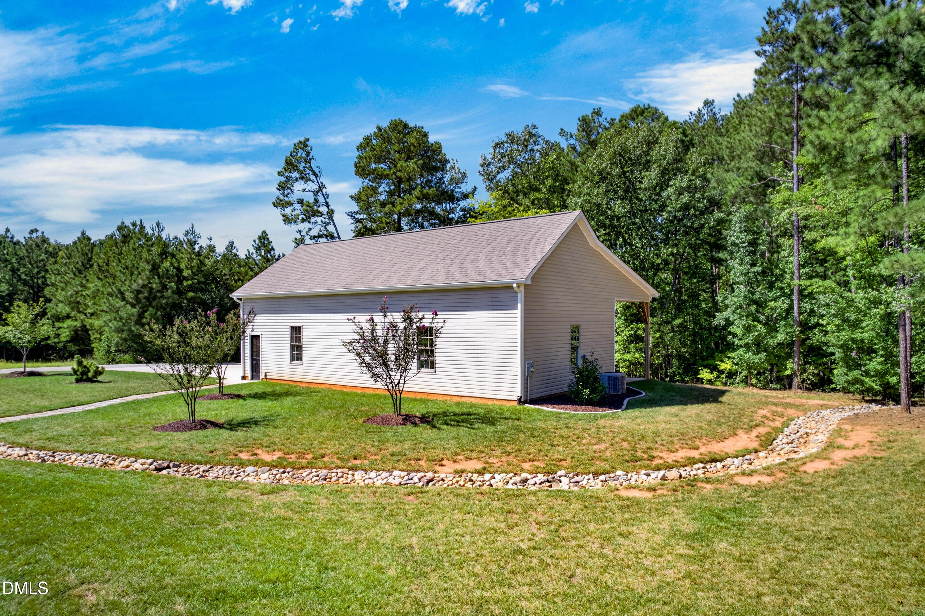 Caroline Ln, Franklinton, NC 27525