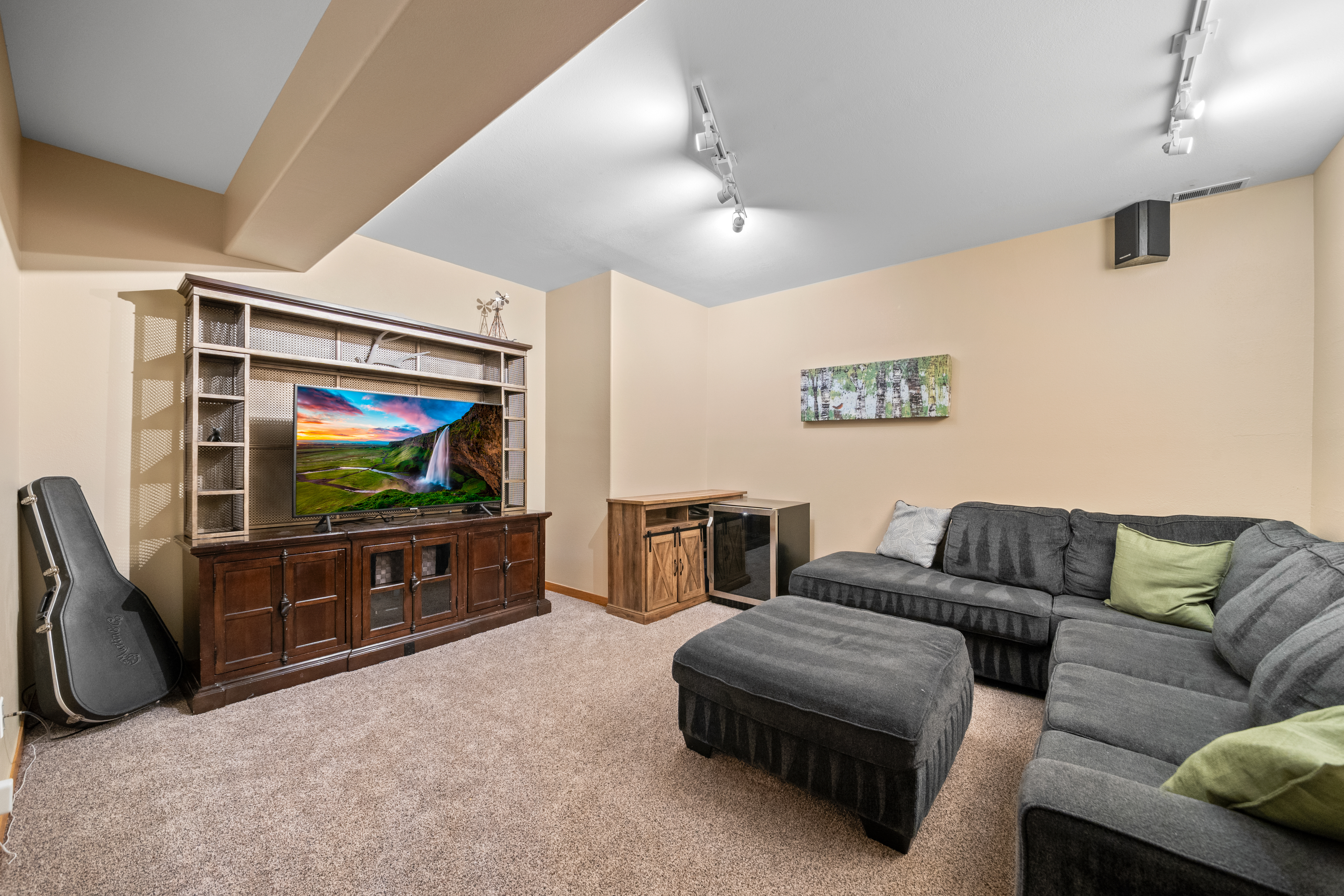  Refined Mountain Living in the Coveted Troutdale Enclave of North Evergreen - 物件實景