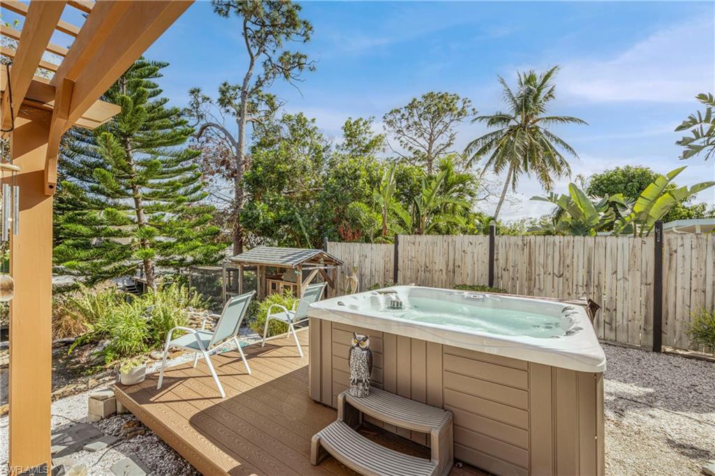 Bonita Springs, Florida, 34135, United States, 3 Bedrooms Bedrooms, ,2 BathroomsBathrooms,Residential,For Sale,1956535