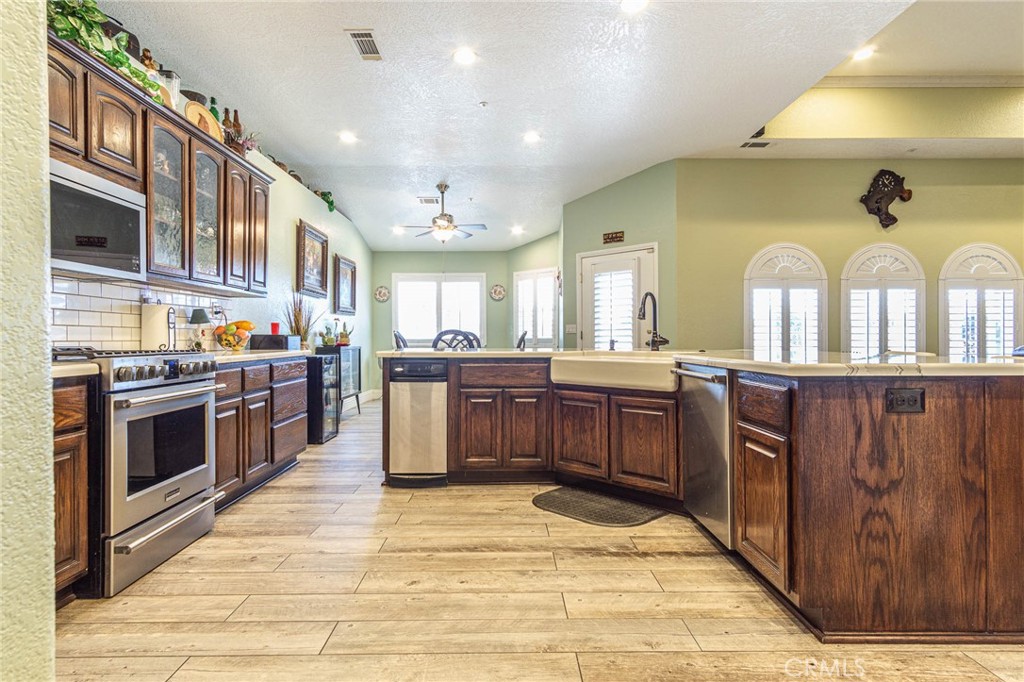 Oak Hills, California, 92344, United States, 4 Bedrooms Bedrooms, ,3 BathroomsBathrooms,Residential,For Sale,1978154