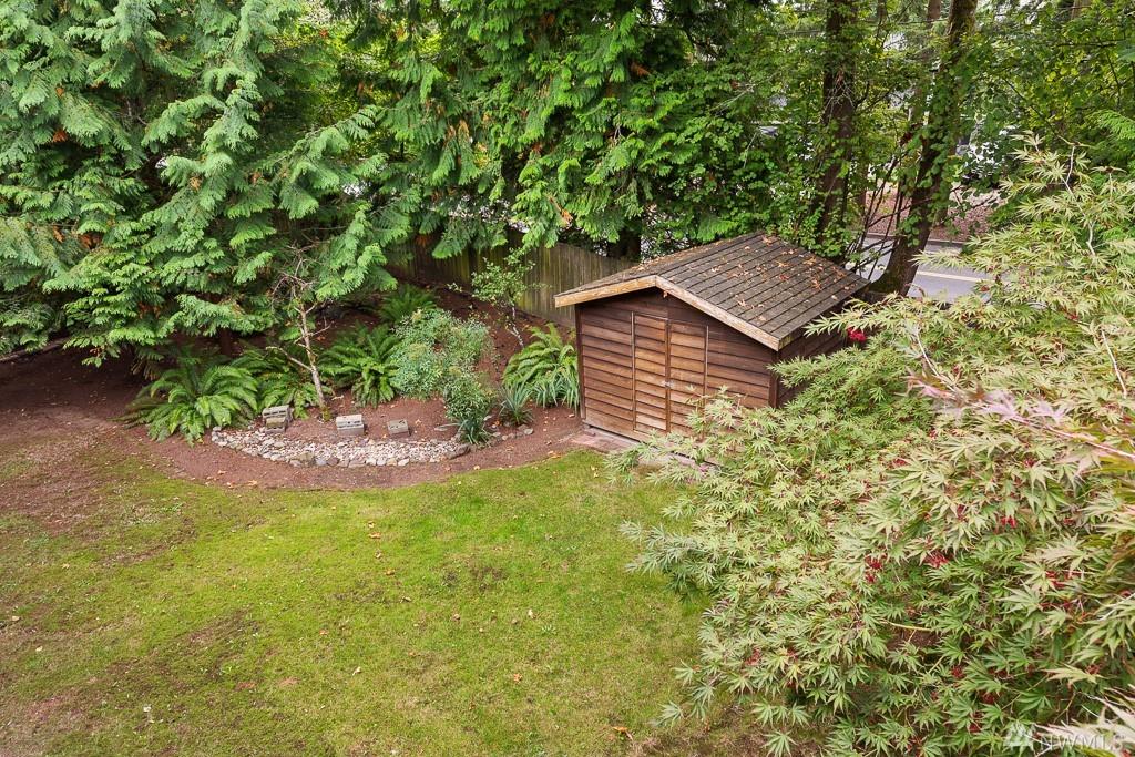 6551 116th Place NE, Kirkland, Washington, 98033, United States, 5 Bedrooms Bedrooms, ,4 BathroomsBathrooms,Residential,For Sale,6551 116th Place NE,1436882