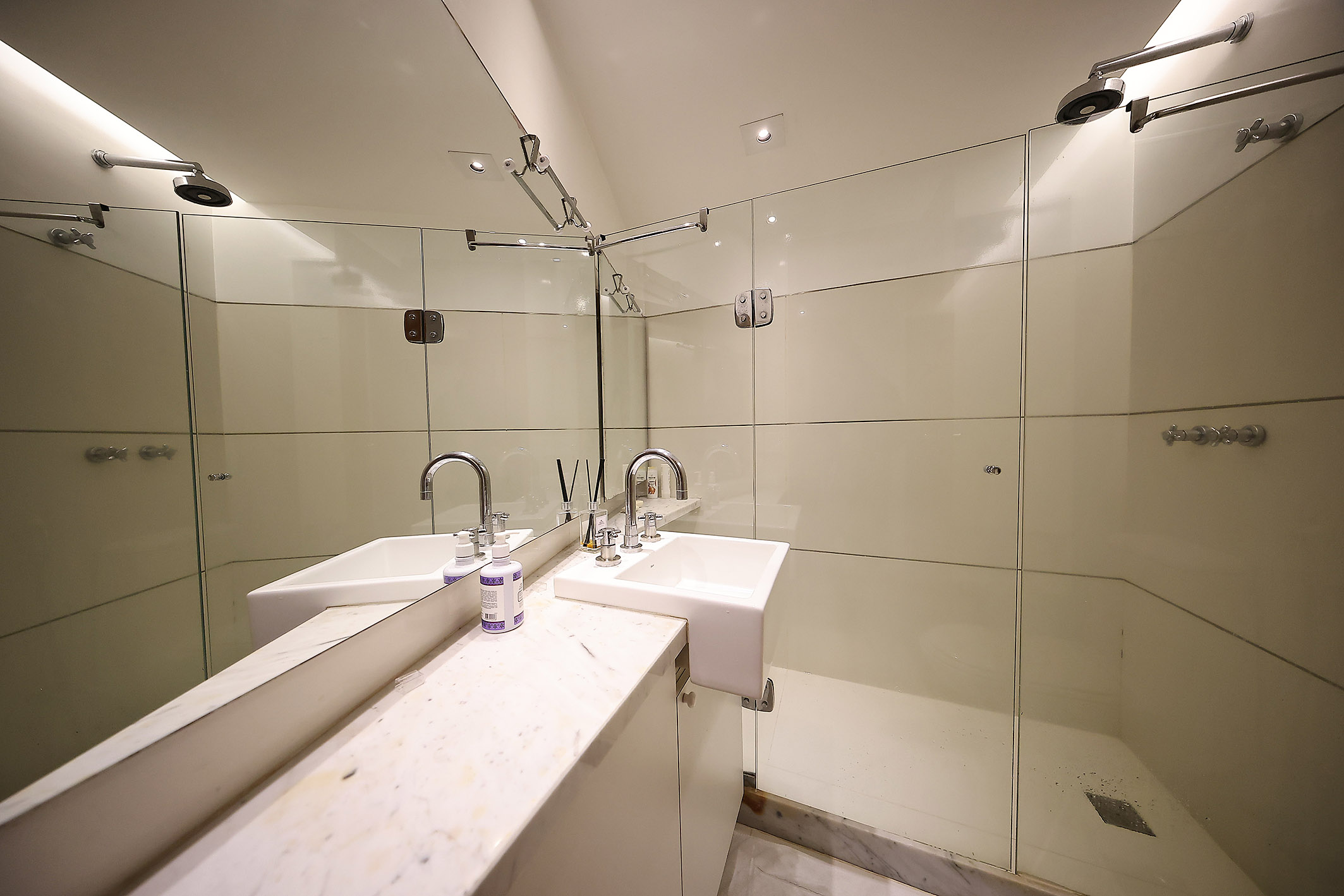  205 m² Apartment with Four Suites and a Balcony - 物件實景