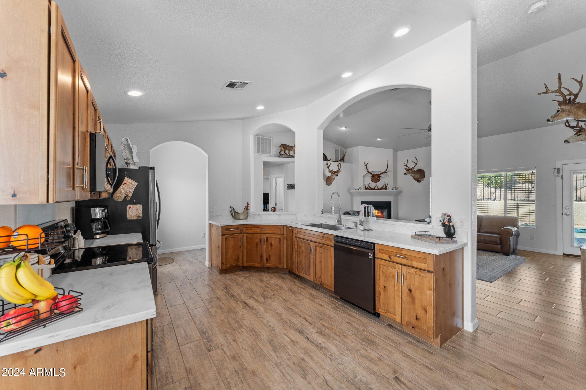 Wickenburg, Arizona, 85390, United States, 3 Bedrooms Bedrooms, ,2 BathroomsBathrooms,Residential,For Sale,1943479