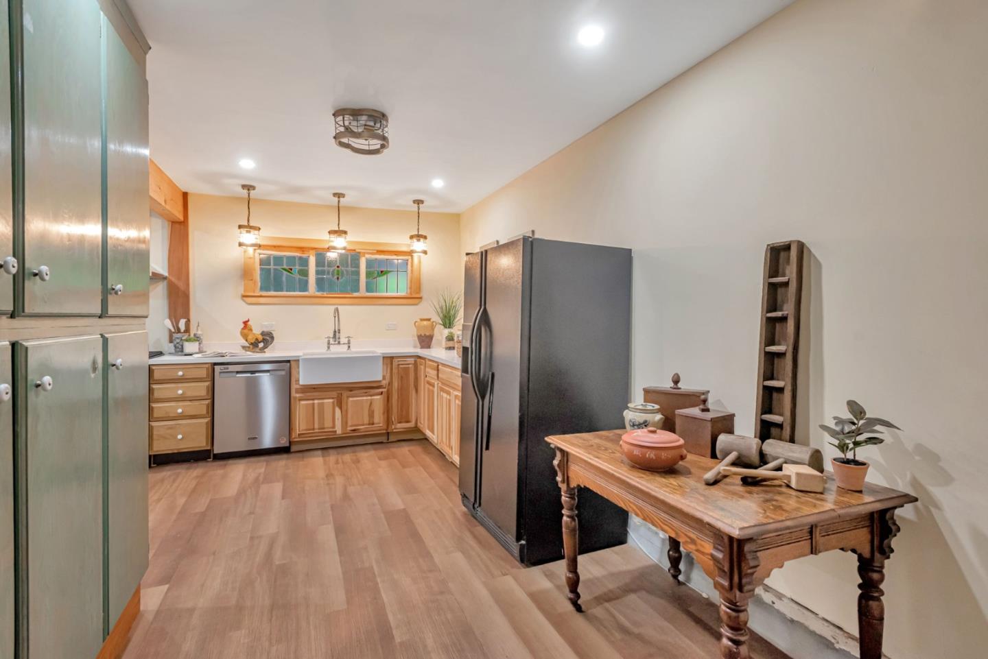Pescadero, California, 94060, United States, 3 Bedrooms Bedrooms, ,2 BathroomsBathrooms,Residential,For Sale,1902699