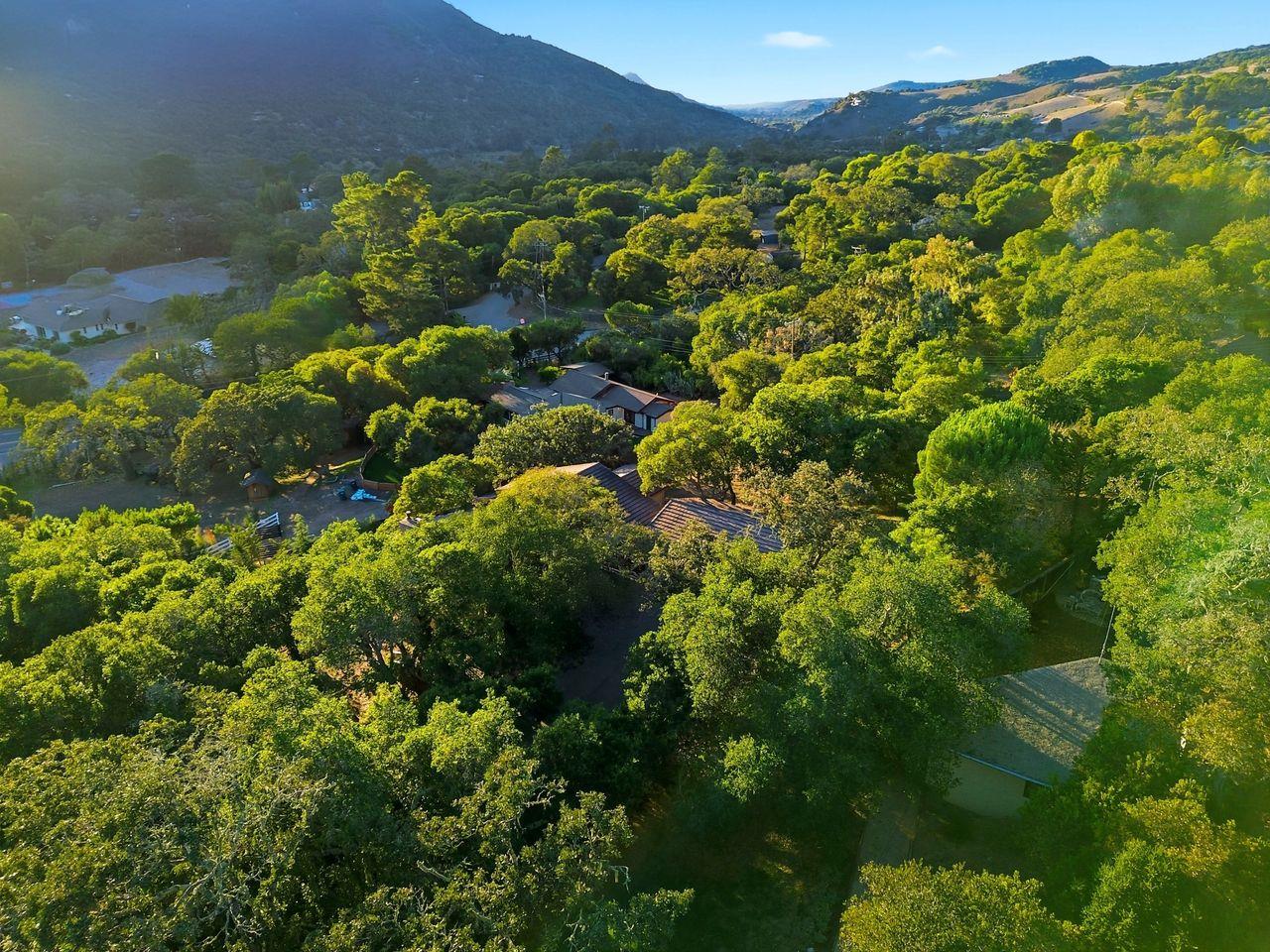 Carmel Valley, California, 93924, United States, 4 Bedrooms Bedrooms, ,3 BathroomsBathrooms,Residential,For Sale,1991028