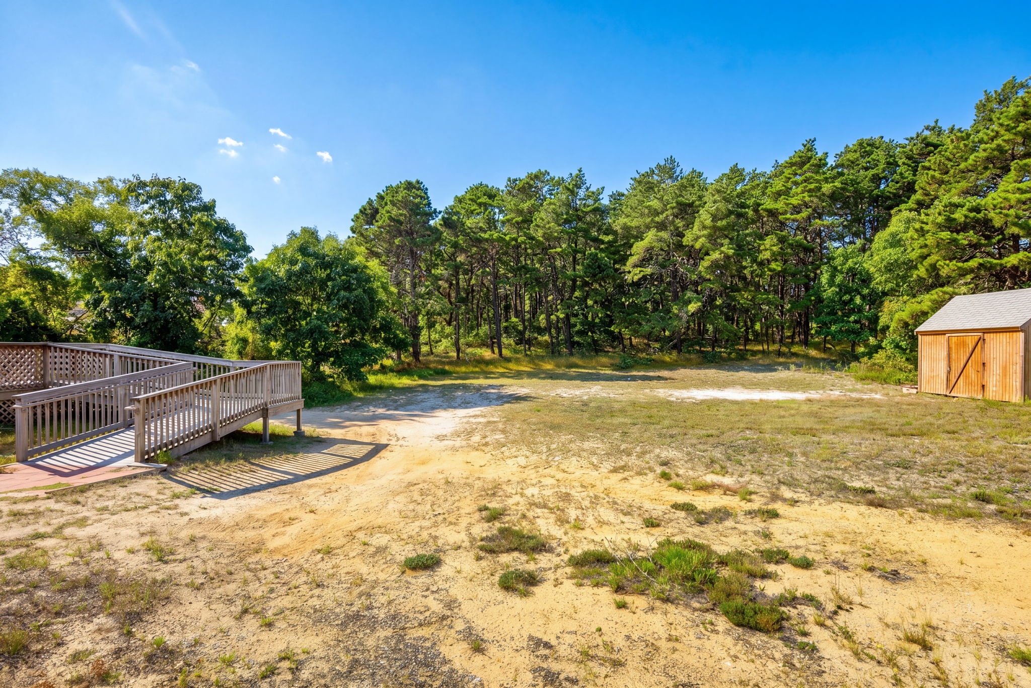  Privacy, Potential & 1.44 Acres in Truro - 物件實景