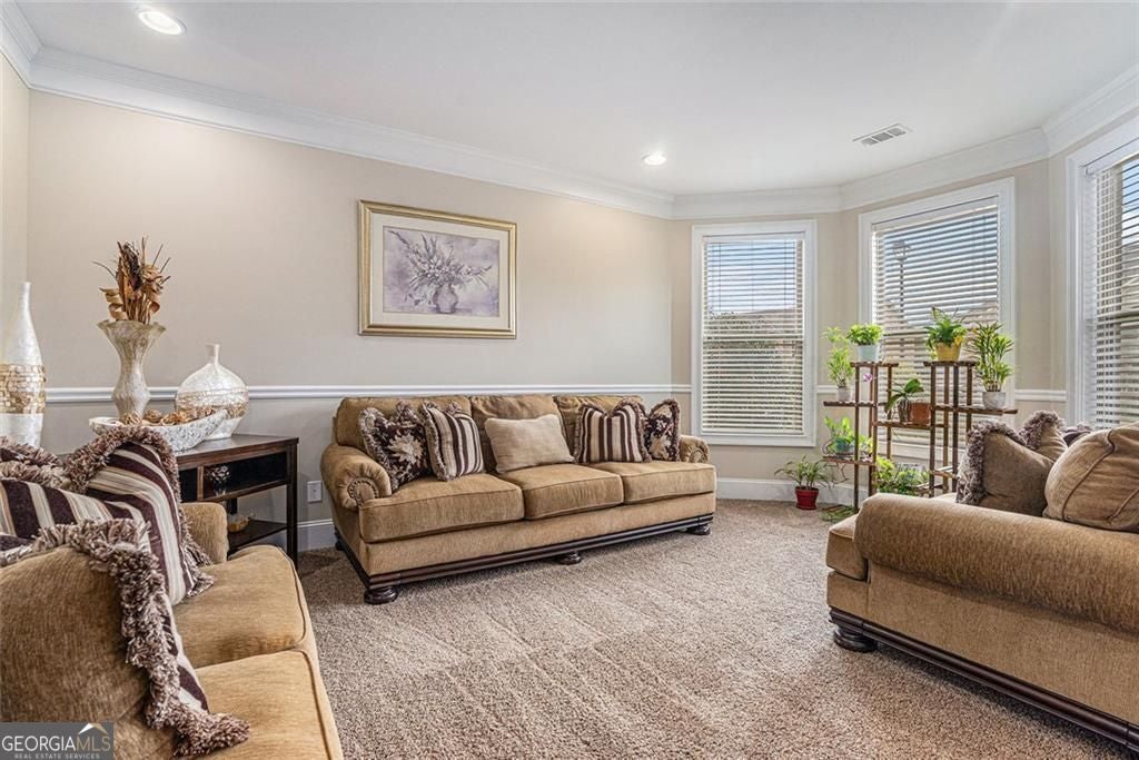 Auburn, Georgia, 30011, United States, 5 Bedrooms Bedrooms, ,3 BathroomsBathrooms,Residential,For Sale,2002297