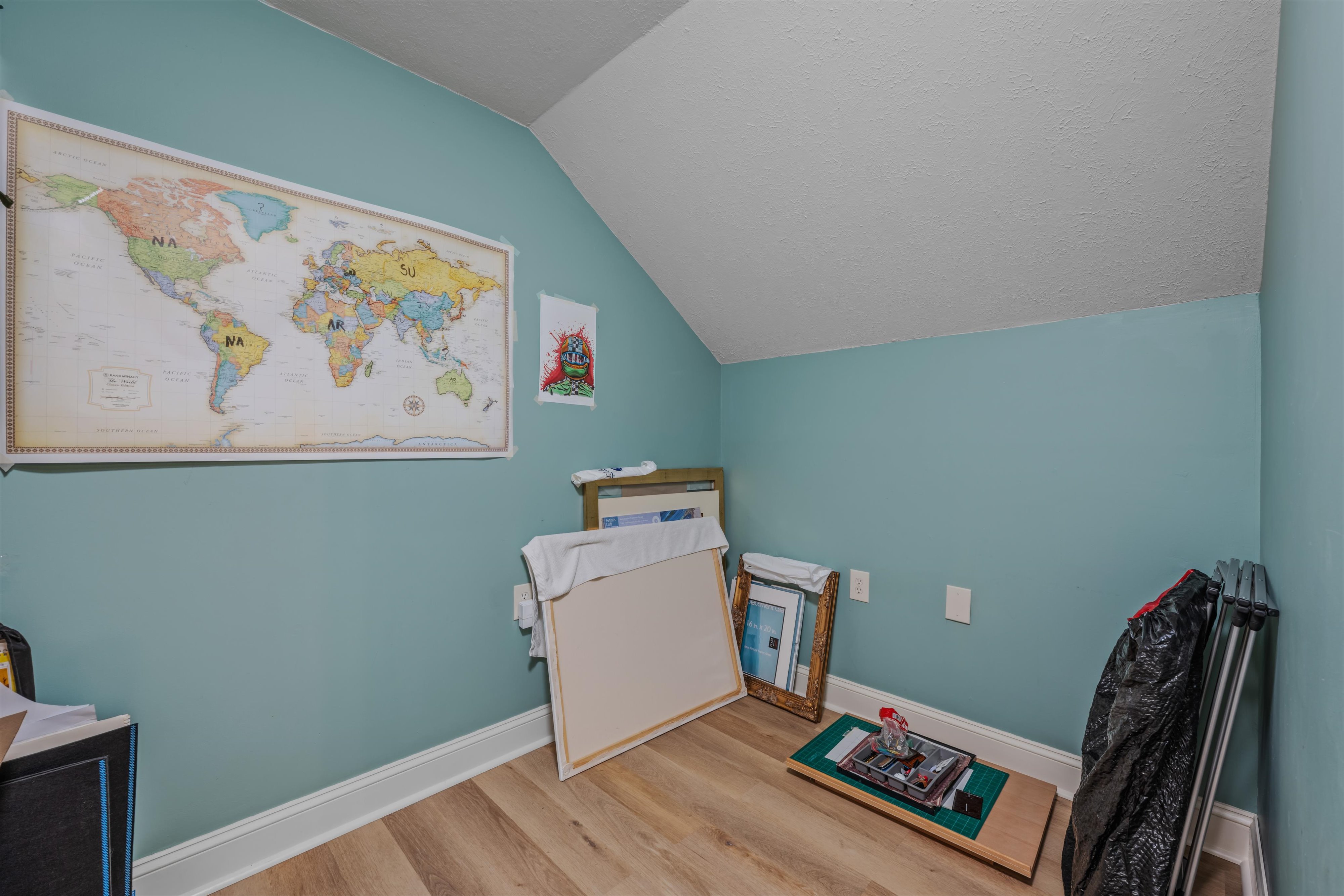 Martinsburg, West Virginia, 25403, United States, 3 Bedrooms Bedrooms, ,Residential,For Sale,1998035