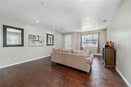 Riverside, California, 92505, United States, 4 Bedrooms Bedrooms, ,3 BathroomsBathrooms,Residential,For Sale,1987373