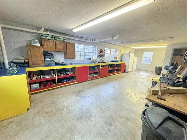 Cookson, Oklahoma, 74427, United States, 3 Bedrooms Bedrooms, ,3 BathroomsBathrooms,Residential,For Sale,1996521