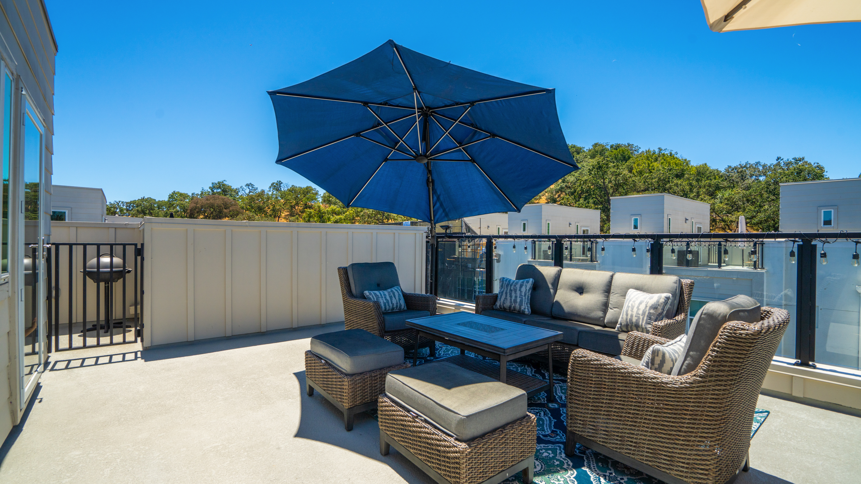  Modern Townhome in Novato - 物件實景