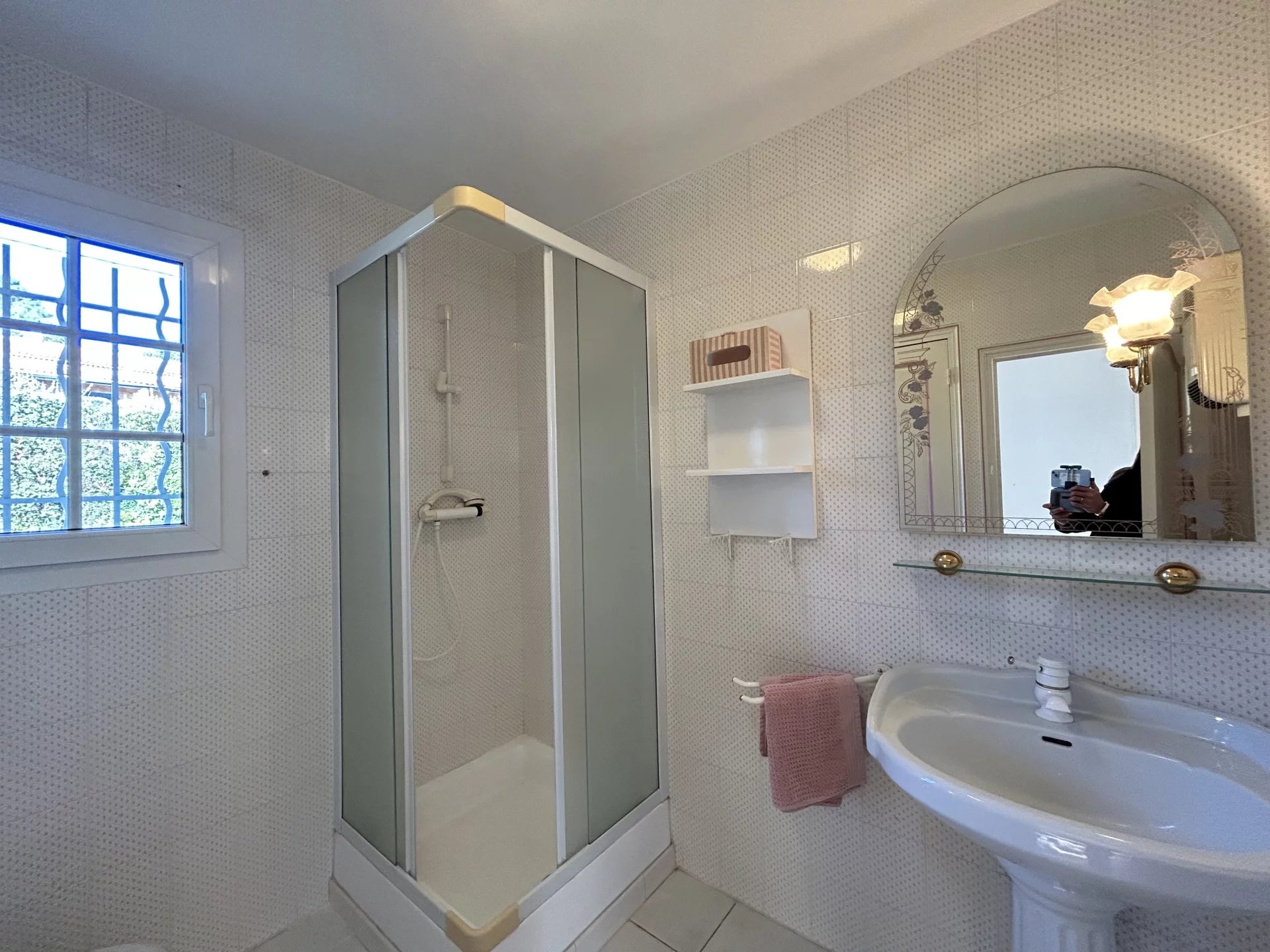 Garéoult, Provence-Alpes-Côte d?Azur, 83136, FR, 3 Bedrooms Bedrooms, ,2 BathroomsBathrooms,Residential,For Sale,1673180