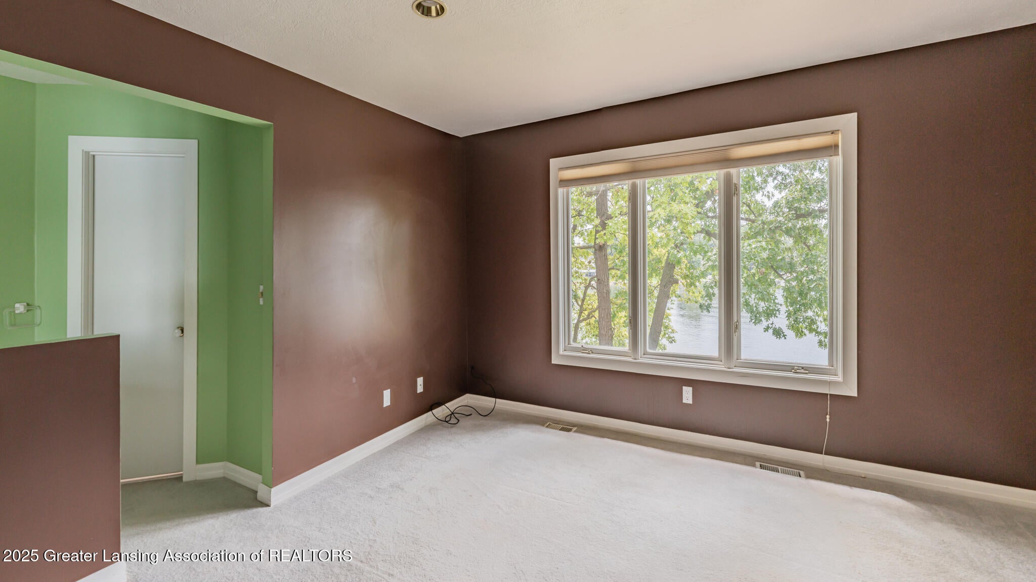 Laingsburg, Michigan, 48848, United States, 5 Bedrooms Bedrooms, ,6 BathroomsBathrooms,Residential,For Sale,1906782
