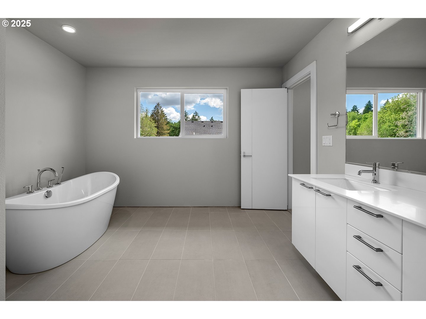 Sherwood, Oregon, 97140, United States, 3 Bedrooms Bedrooms, ,2 BathroomsBathrooms,Residential,For Sale,1729729