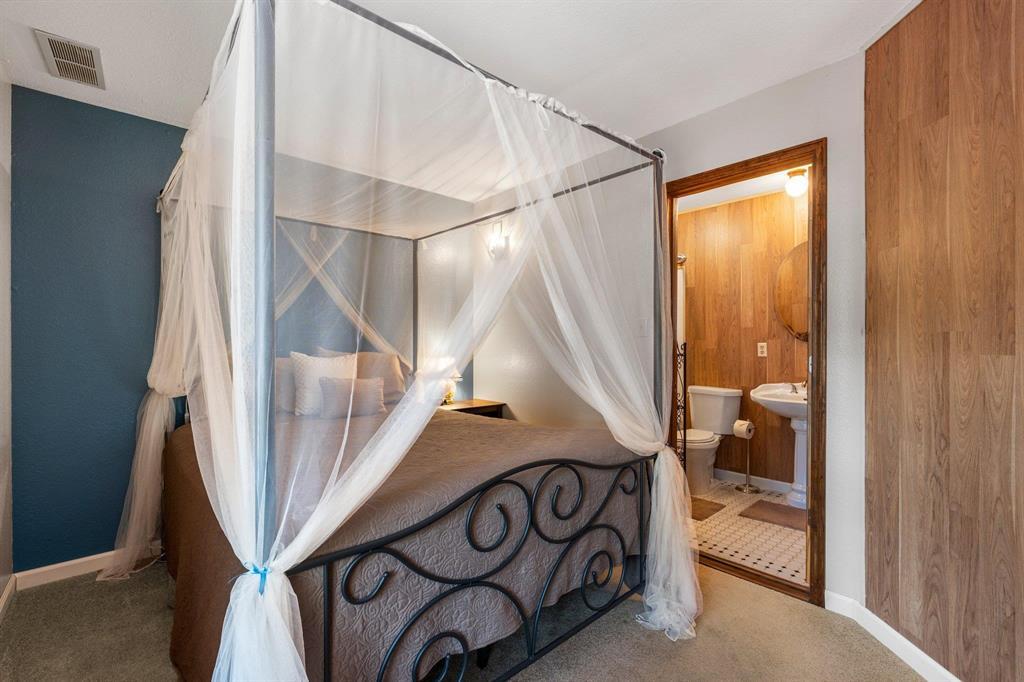 Durango, Colorado, 81301, United States, 3 Bedrooms Bedrooms, ,3 BathroomsBathrooms,Residential,For Sale,1836848