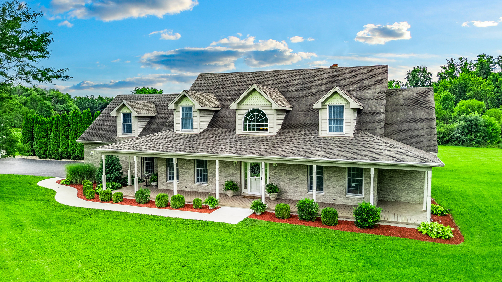 Sycamore, Illinois, 60178, United States, 5 Bedrooms Bedrooms, ,3 BathroomsBathrooms,Residential,For Sale,1904225