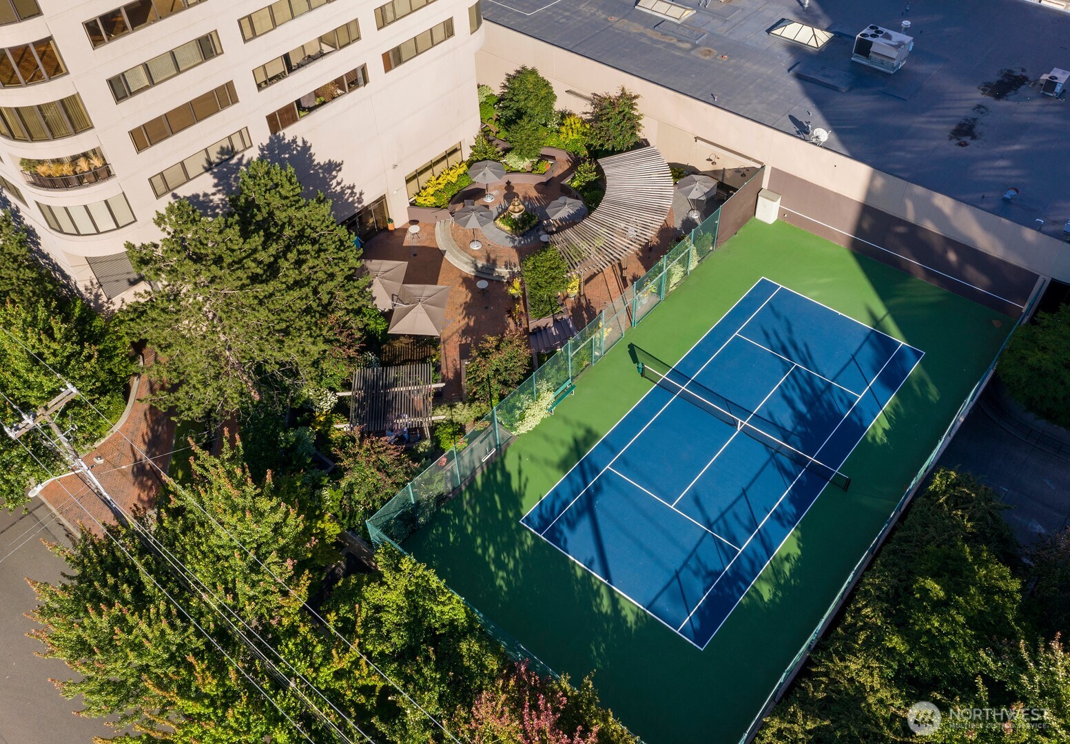 Seattle, Washington, 98104, United States, 4 Bedrooms Bedrooms, ,6 BathroomsBathrooms,Residential,For Sale,1738048