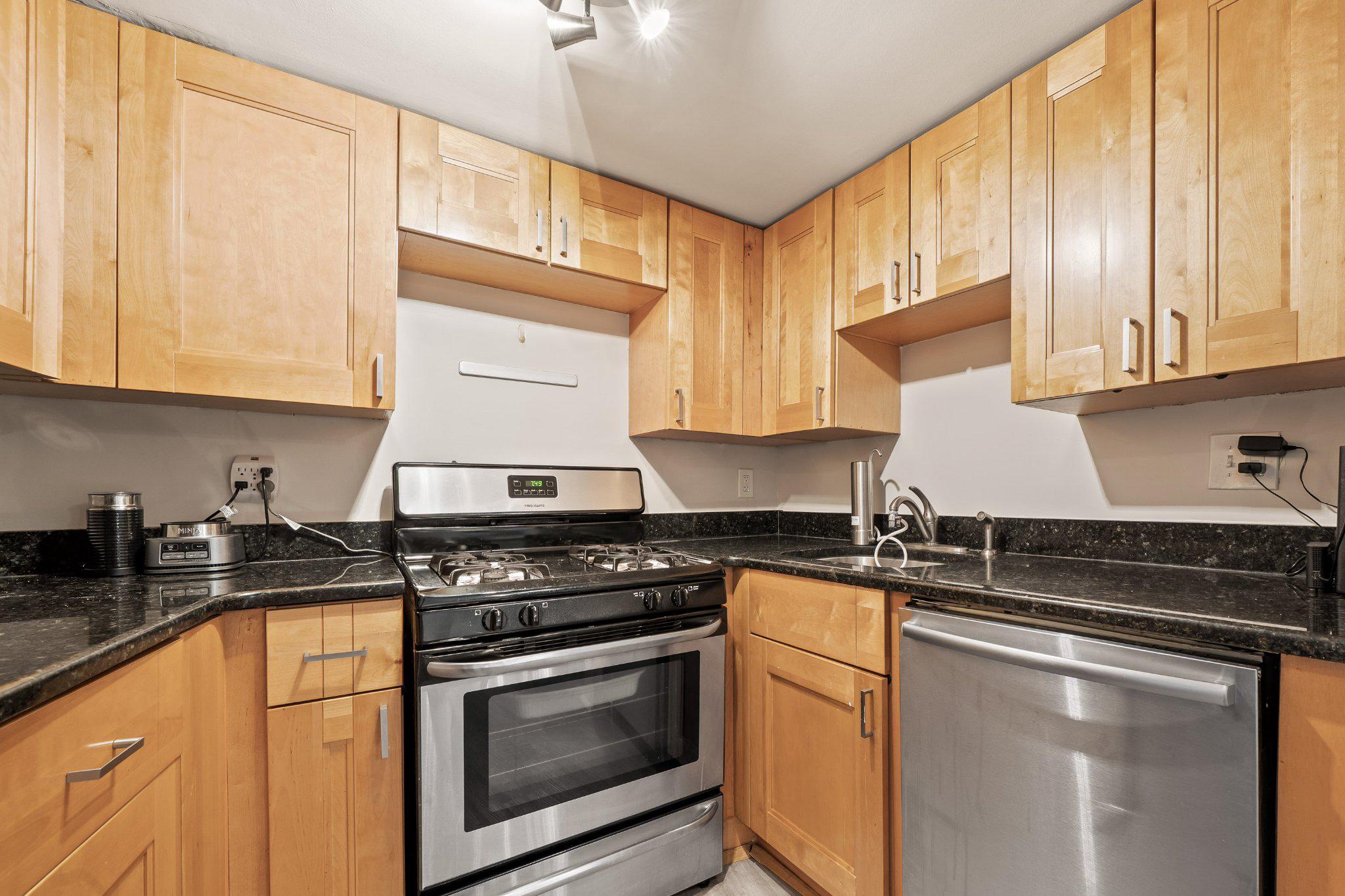  1239 Vermont Avenue NW, Washington, DC, 20005 - 物件實景