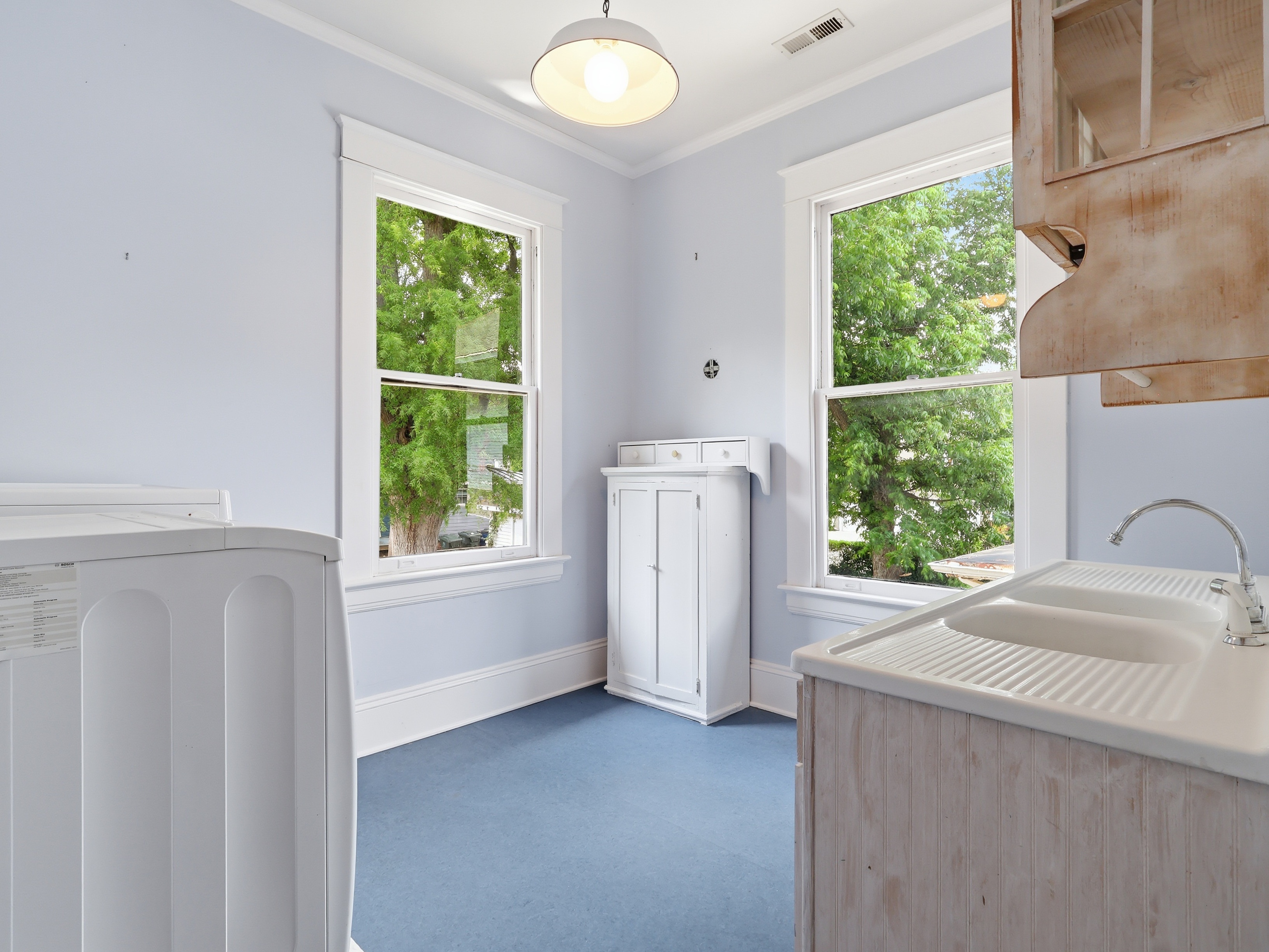  127 Forest Road, Raleigh, NC, 27605 - 物件實景