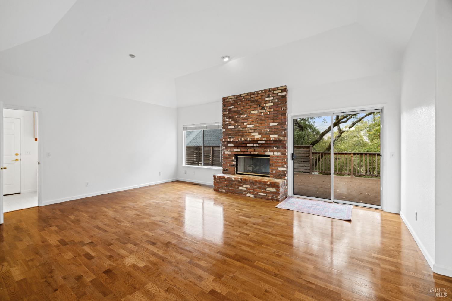 Santa Rosa, California, 95409, United States, 3 Bedrooms Bedrooms, ,3 BathroomsBathrooms,Residential,For Sale,1975608