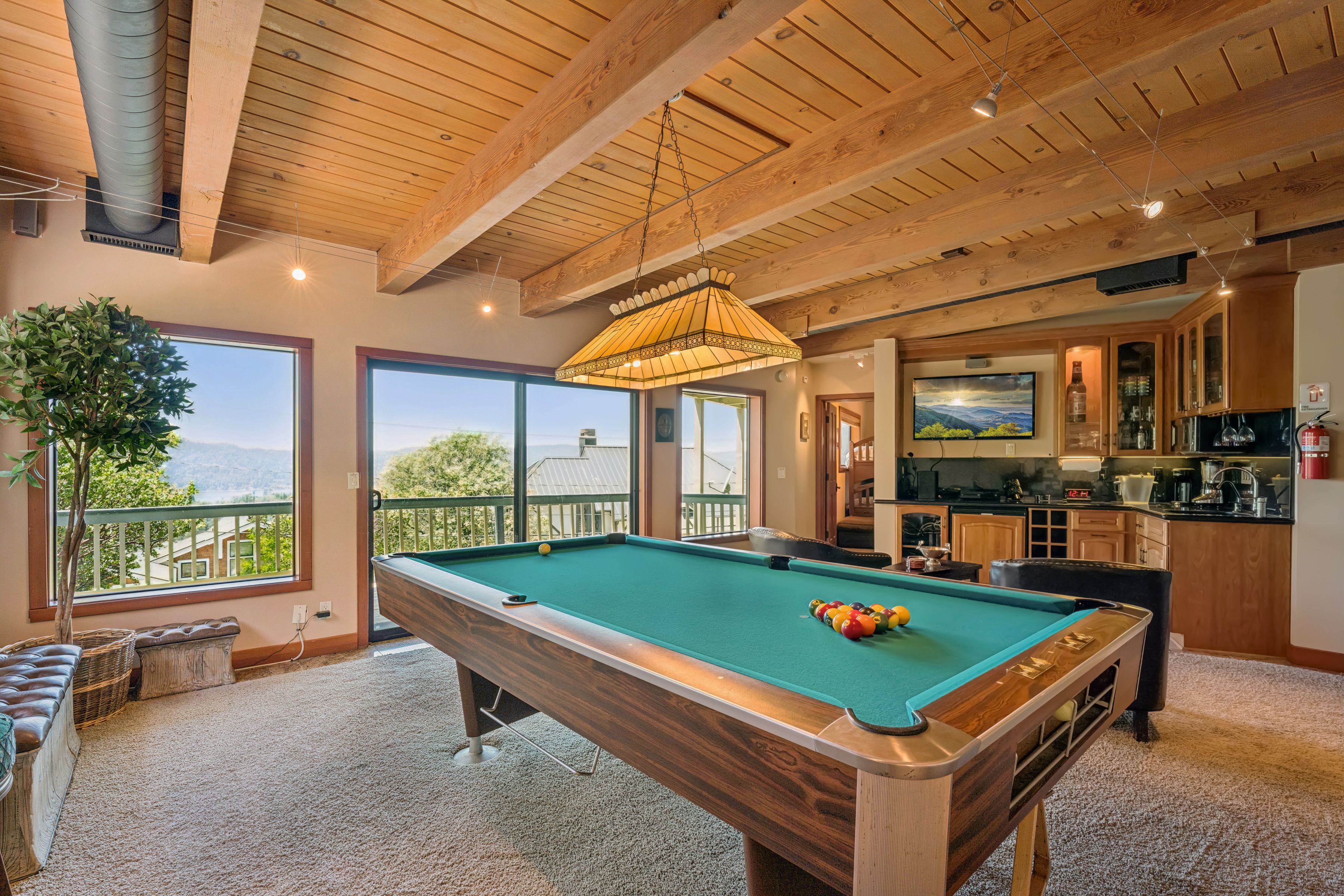 1369 Yellowstone Drive, Lake Arrowhead, CA 92352 - 物件實景