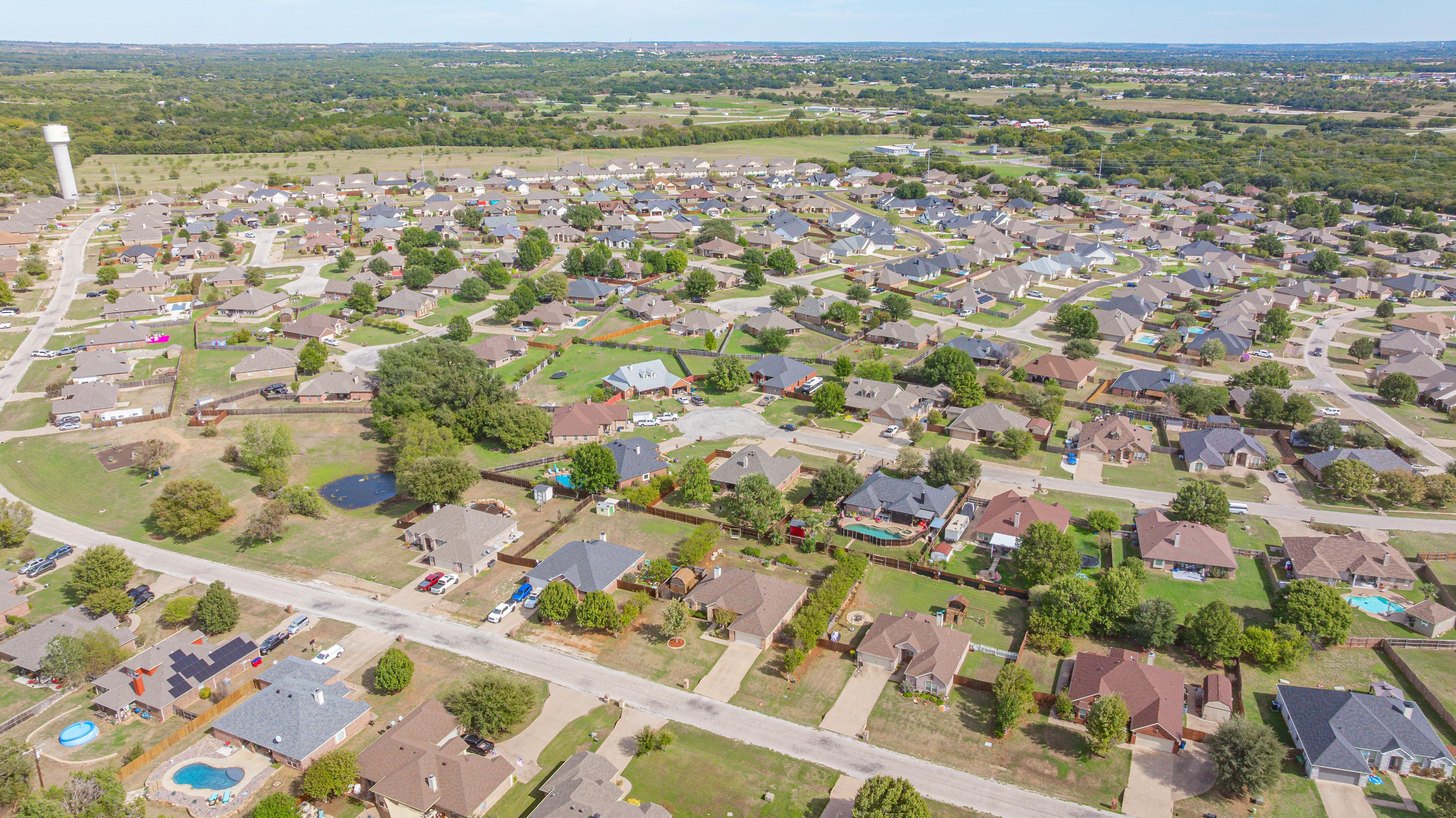  3128 Meandering Way, Granbury, TX, 76049 - 物件實景