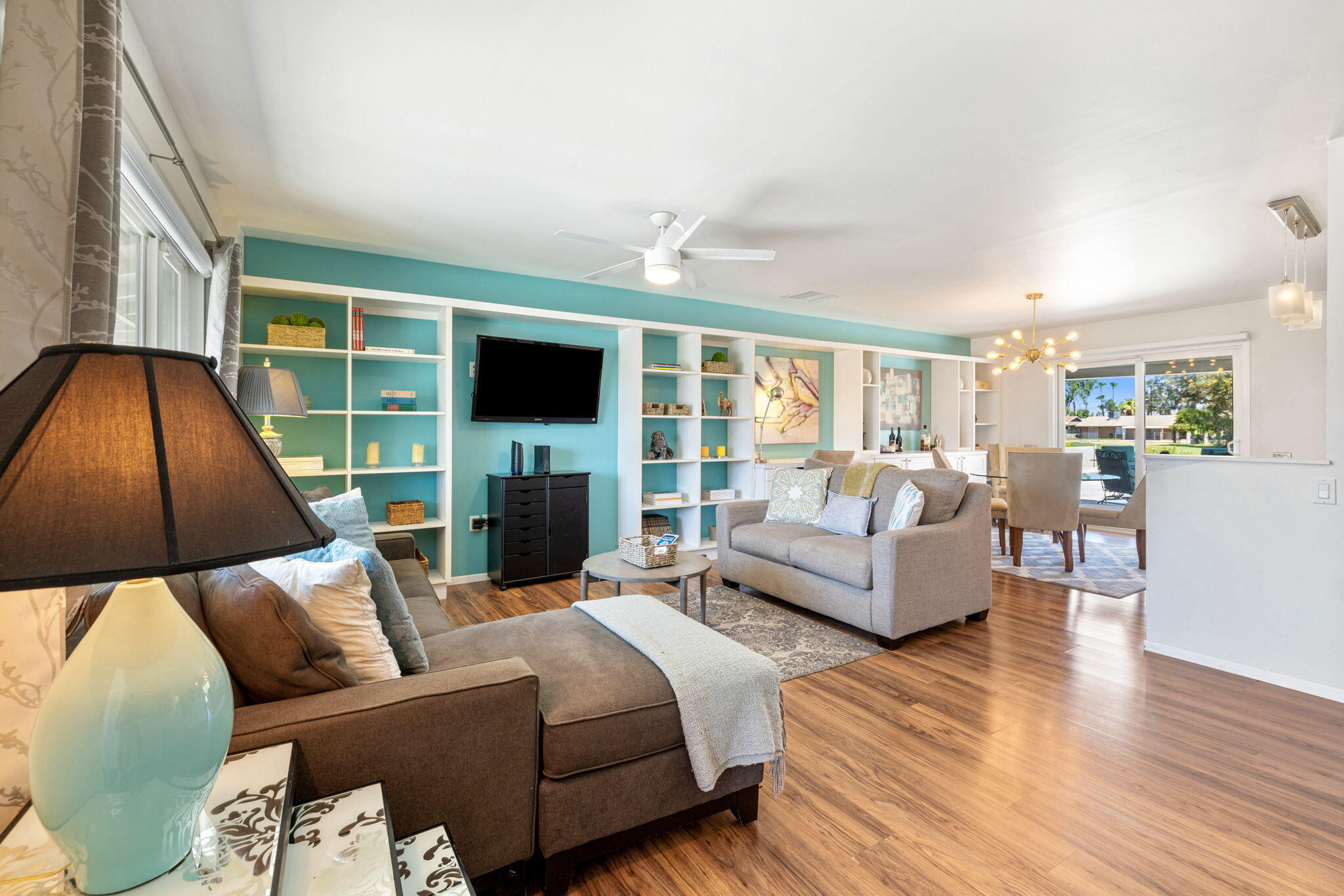 Palm Desert, California, 92211, United States, 2 Bedrooms Bedrooms, ,2 BathroomsBathrooms,Residential,For Sale,1911886