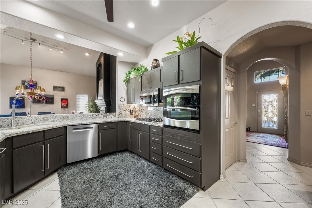 Las Vegas, Nevada, 89121, United States, 3 Bedrooms Bedrooms, ,3 BathroomsBathrooms,Residential,For Sale,1988957