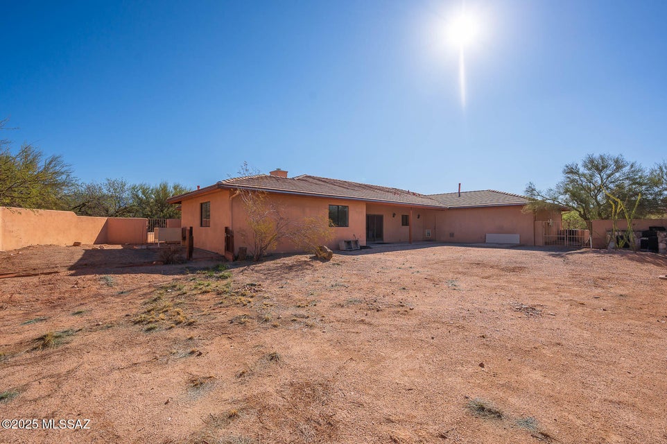 Tucson, Arizona, 85747, United States, 4 Bedrooms Bedrooms, ,4 BathroomsBathrooms,Residential,For Sale,1978909