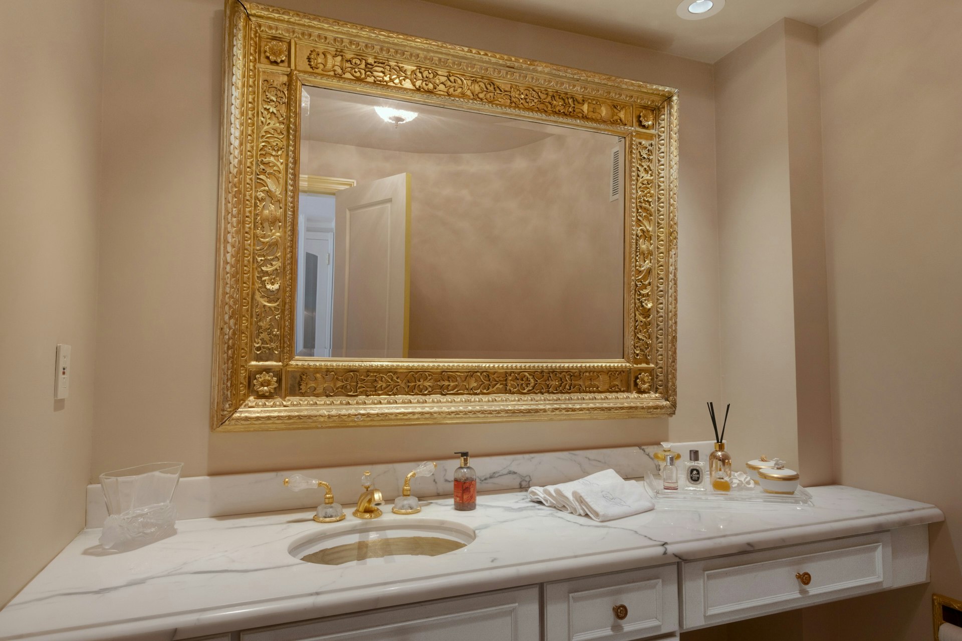 64 Rio Vista Drive, Alpine, NJ, 07620 - 物件實景