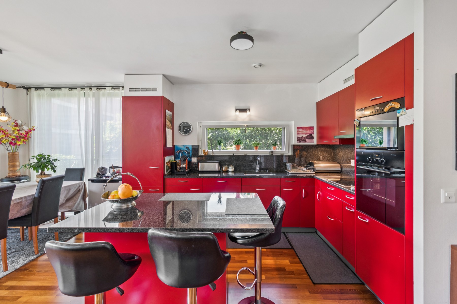  Bright 3.5-room apartment with a 100 m² garden. - 物件實景
