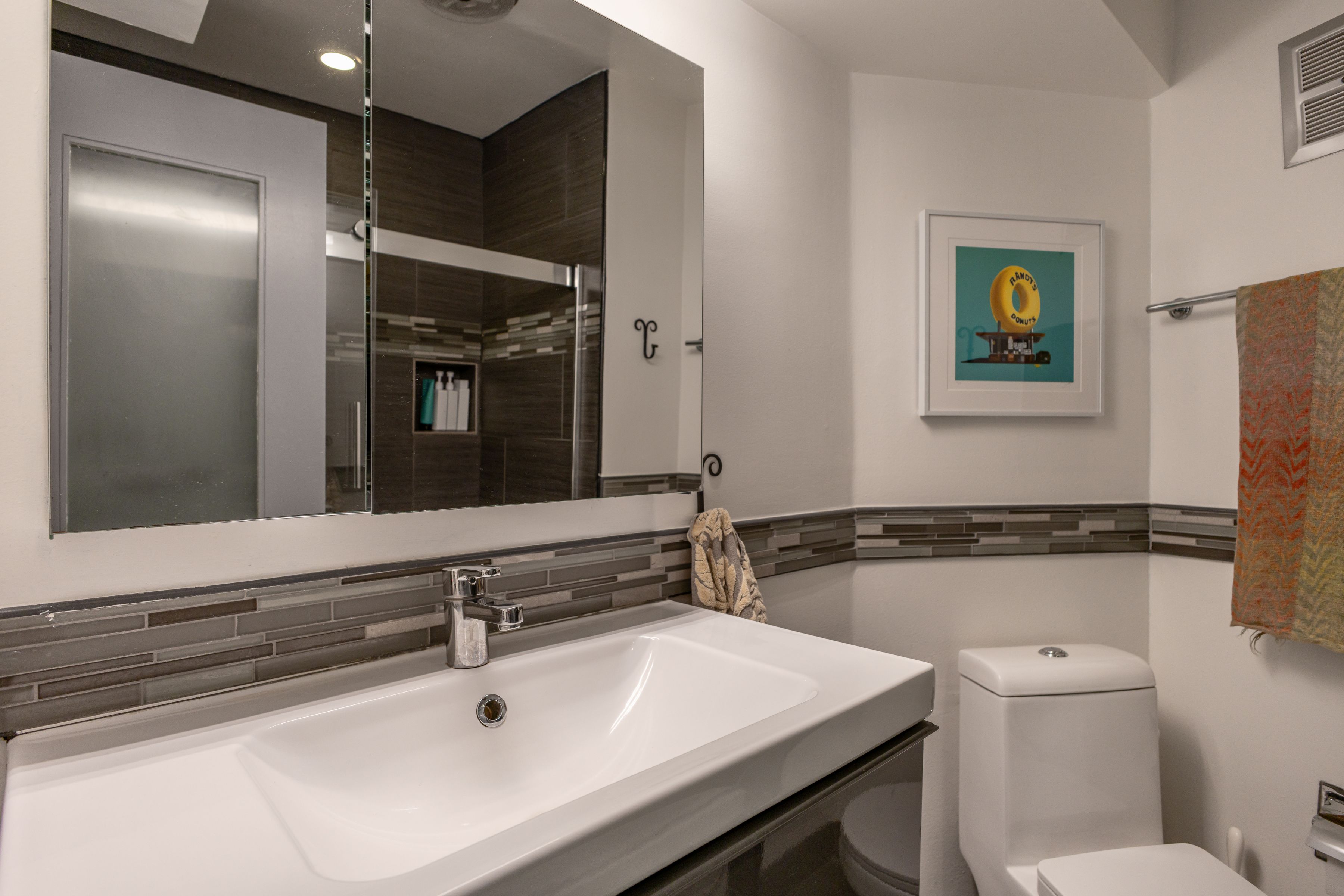  2260 North Cahuenga Boulevard #306 - 物件實景