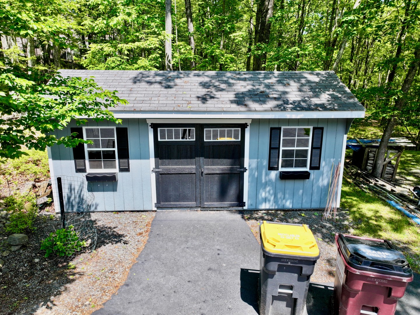 Hawley, Pennsylvania, 18428, United States, 3 Bedrooms Bedrooms, ,4 BathroomsBathrooms,Residential,For Sale,1846687