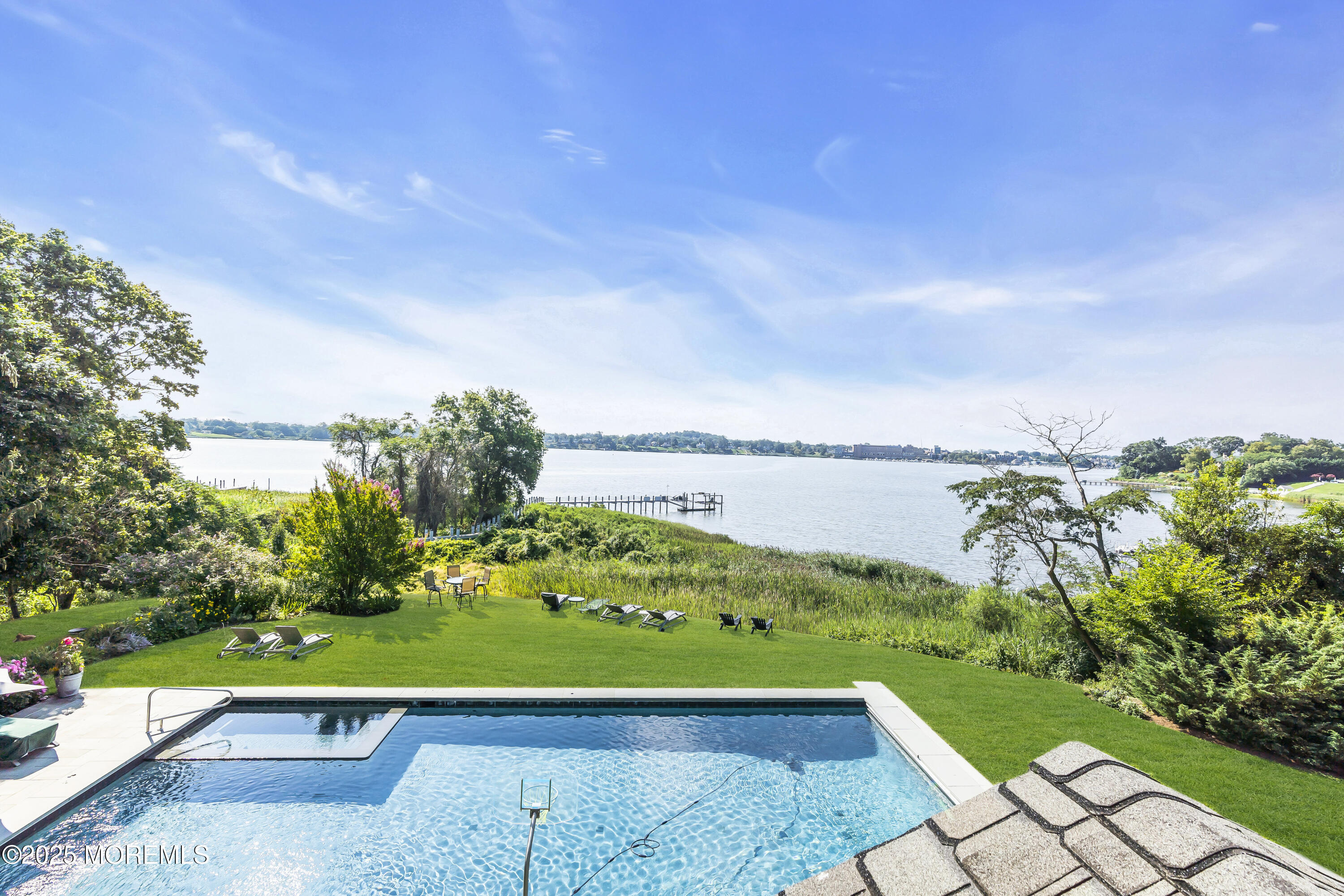 Red Bank, New Jersey, 07701, United States, 9 Bedrooms Bedrooms, ,6 BathroomsBathrooms,Residential,For Sale,1934404