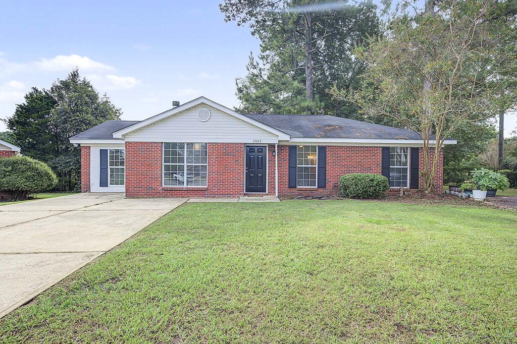 Stonewater Dr, Albany, GA 31721