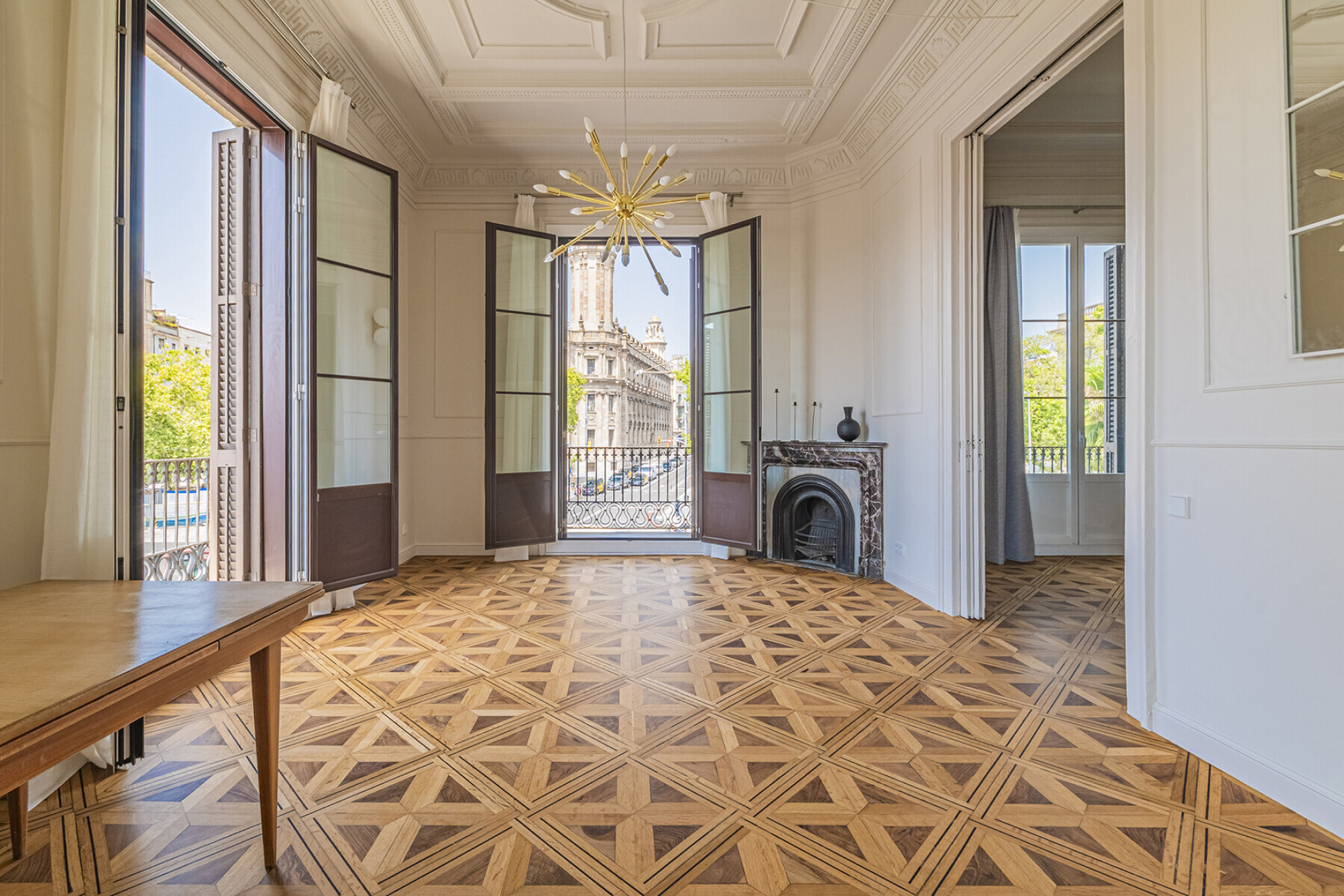  Renovated corner apartment in El Born with views of Port Vell - 物件實景